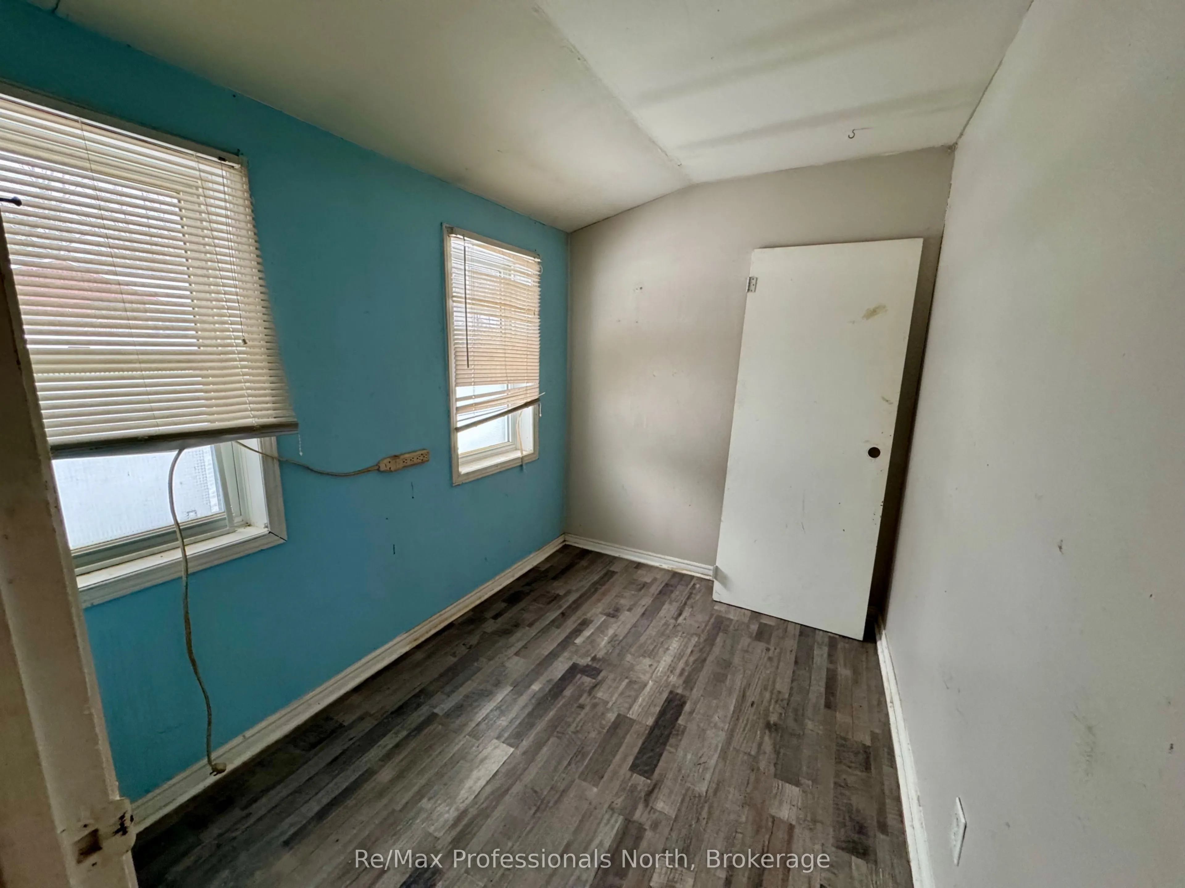 360 MUSKOKA BEACH Road
