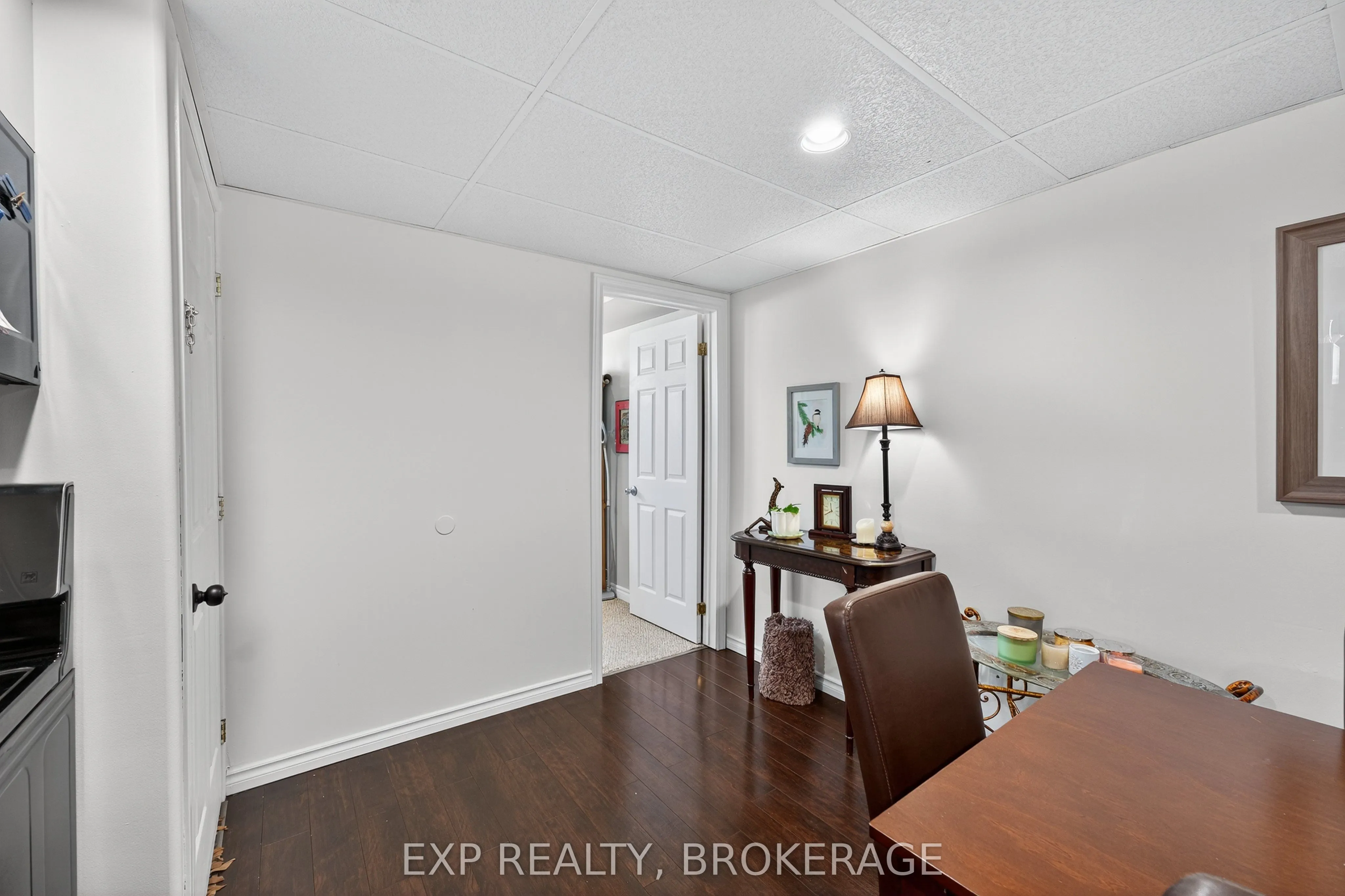 790 PEACHWOOD Street