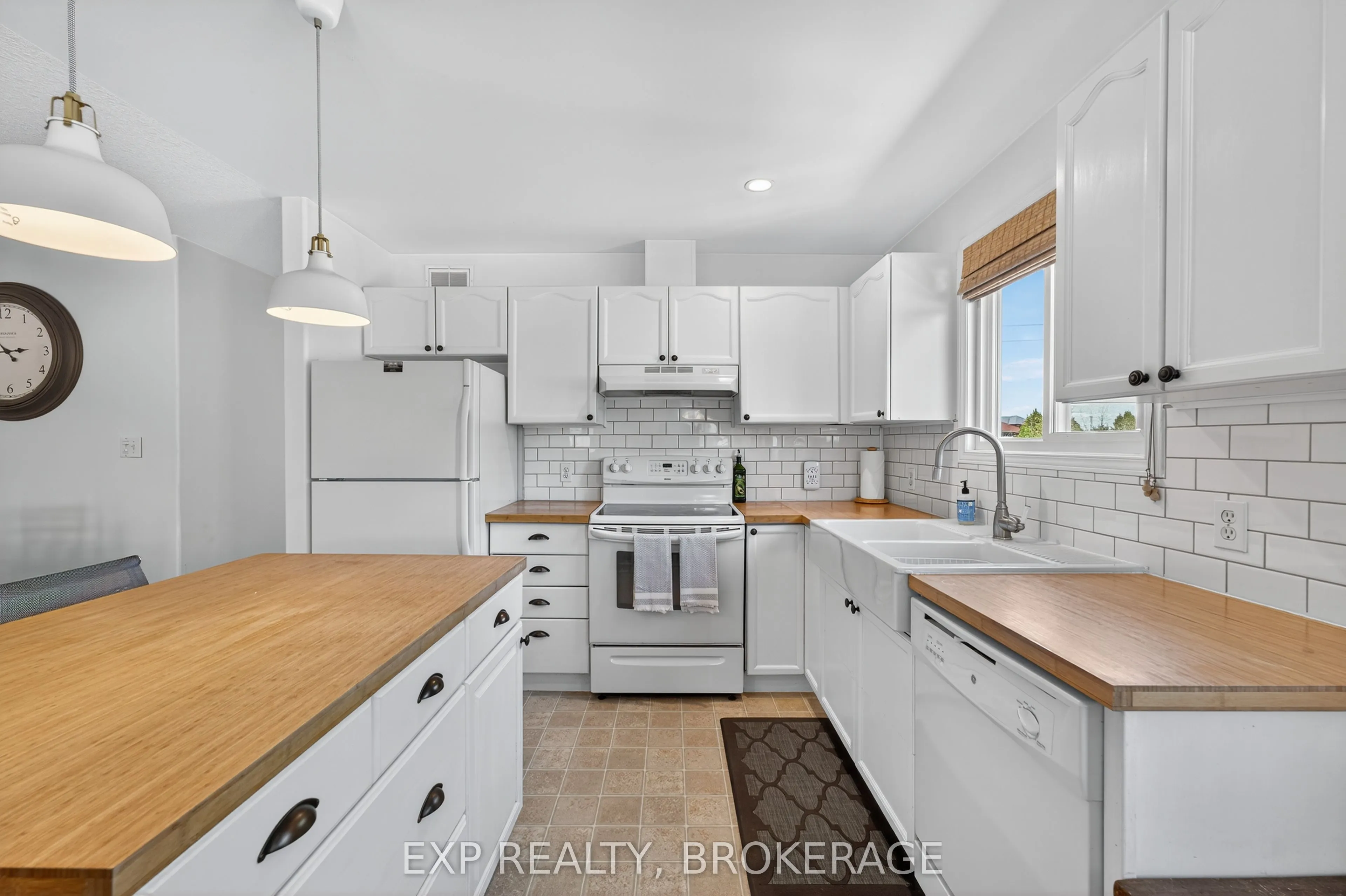 790 PEACHWOOD Street