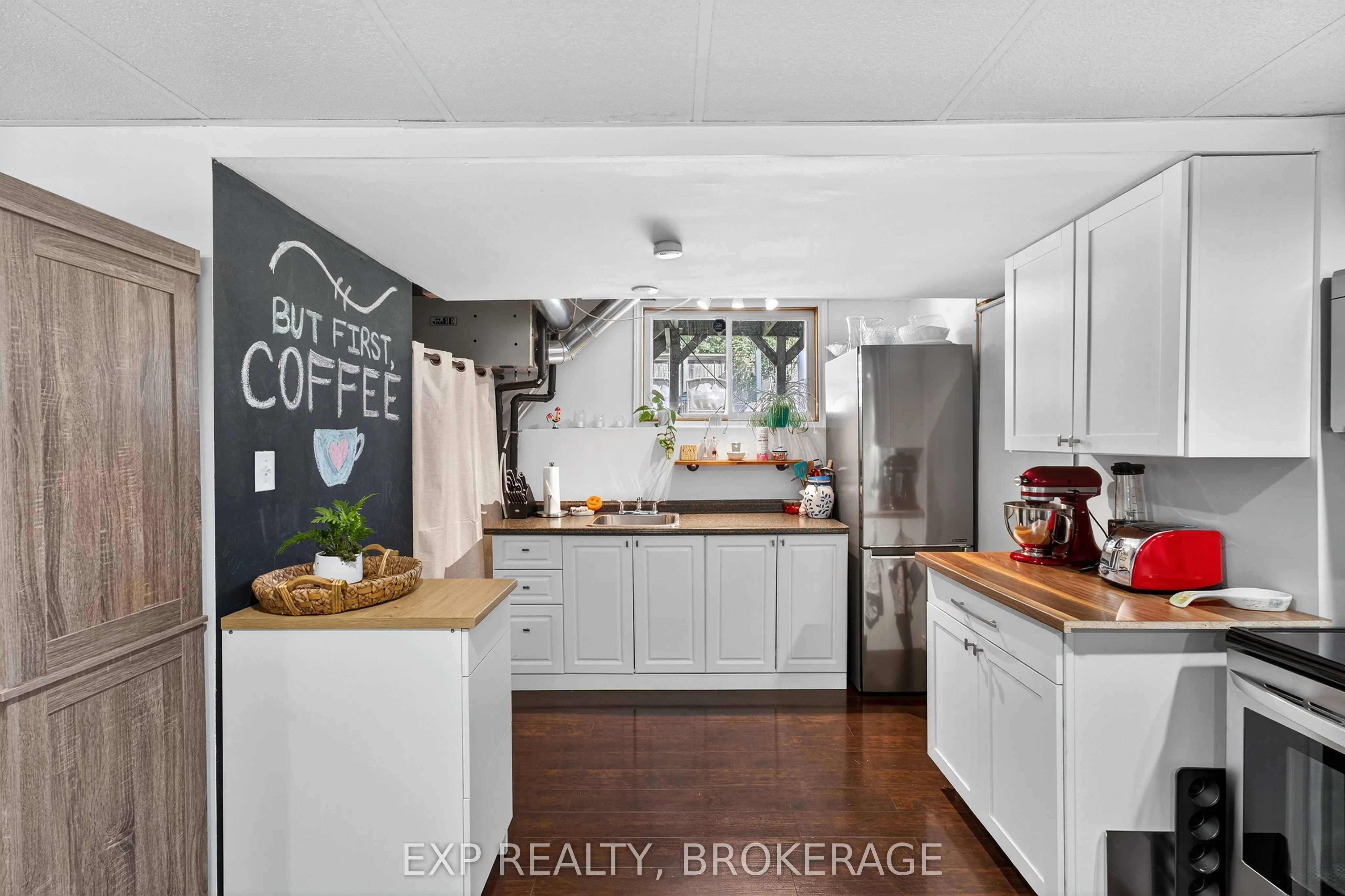 790 PEACHWOOD Street