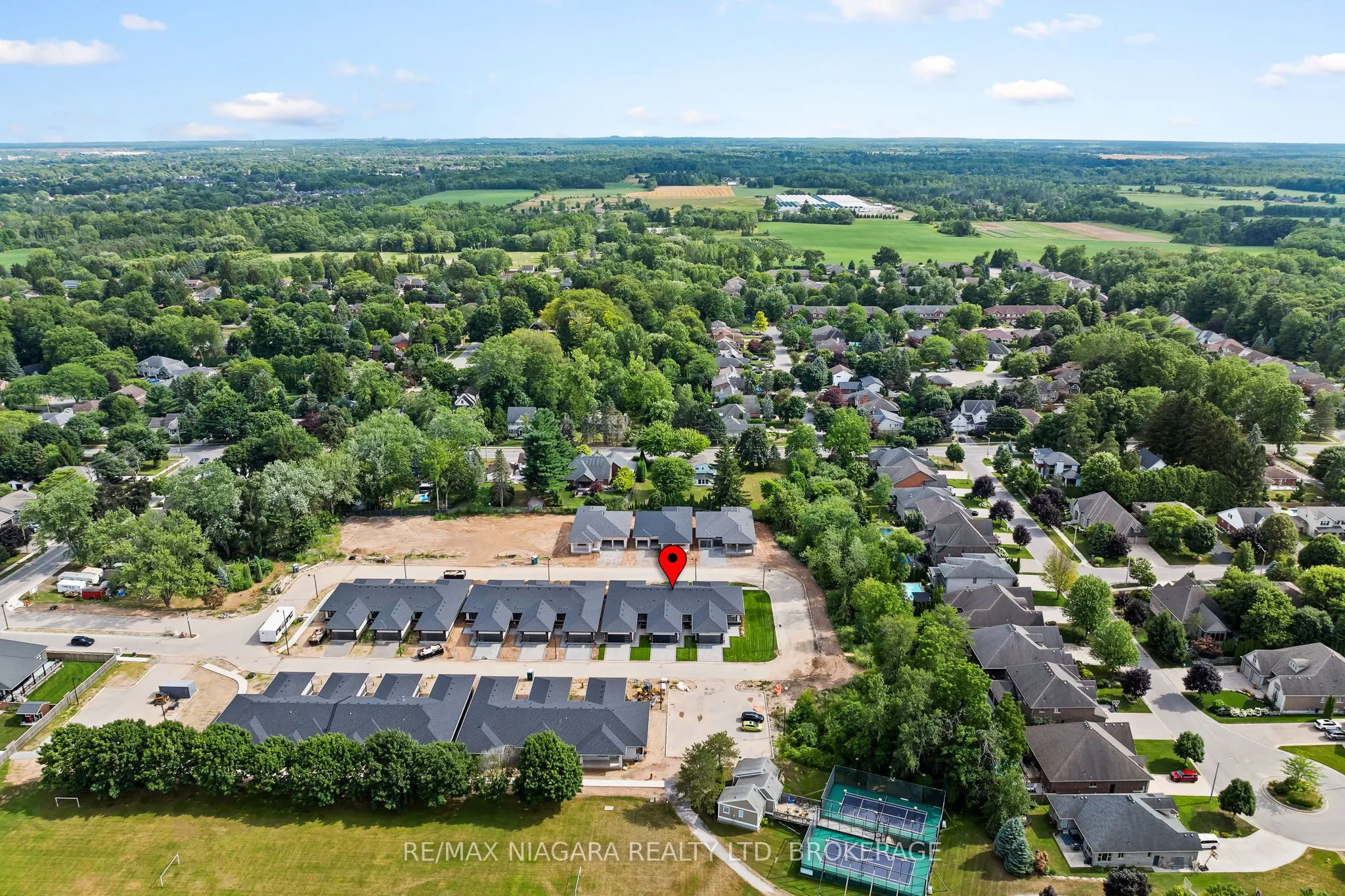 16 Accursi Crescent