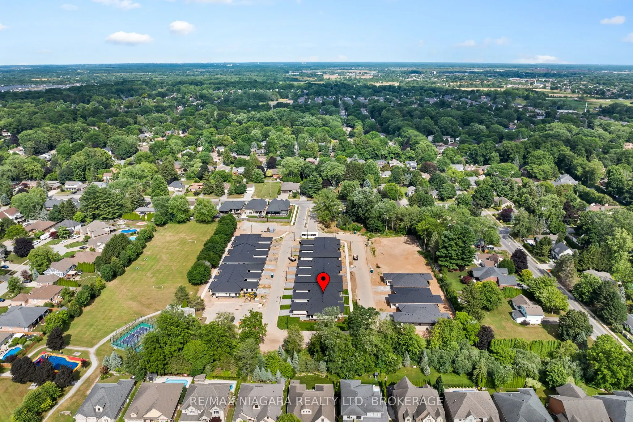 16 Accursi Crescent