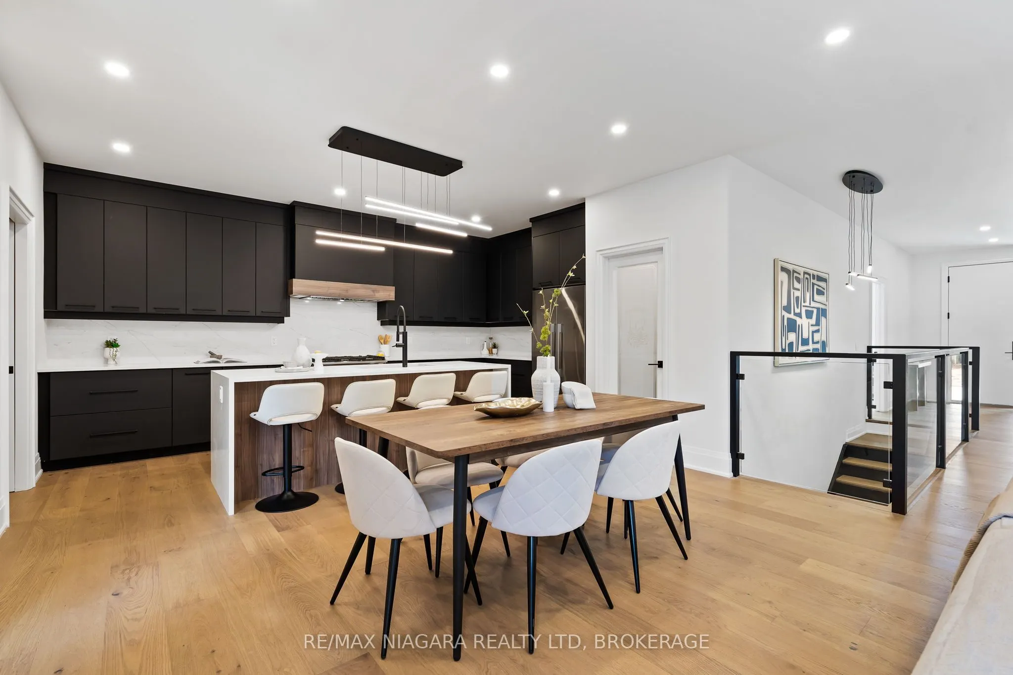 16 Accursi Crescent