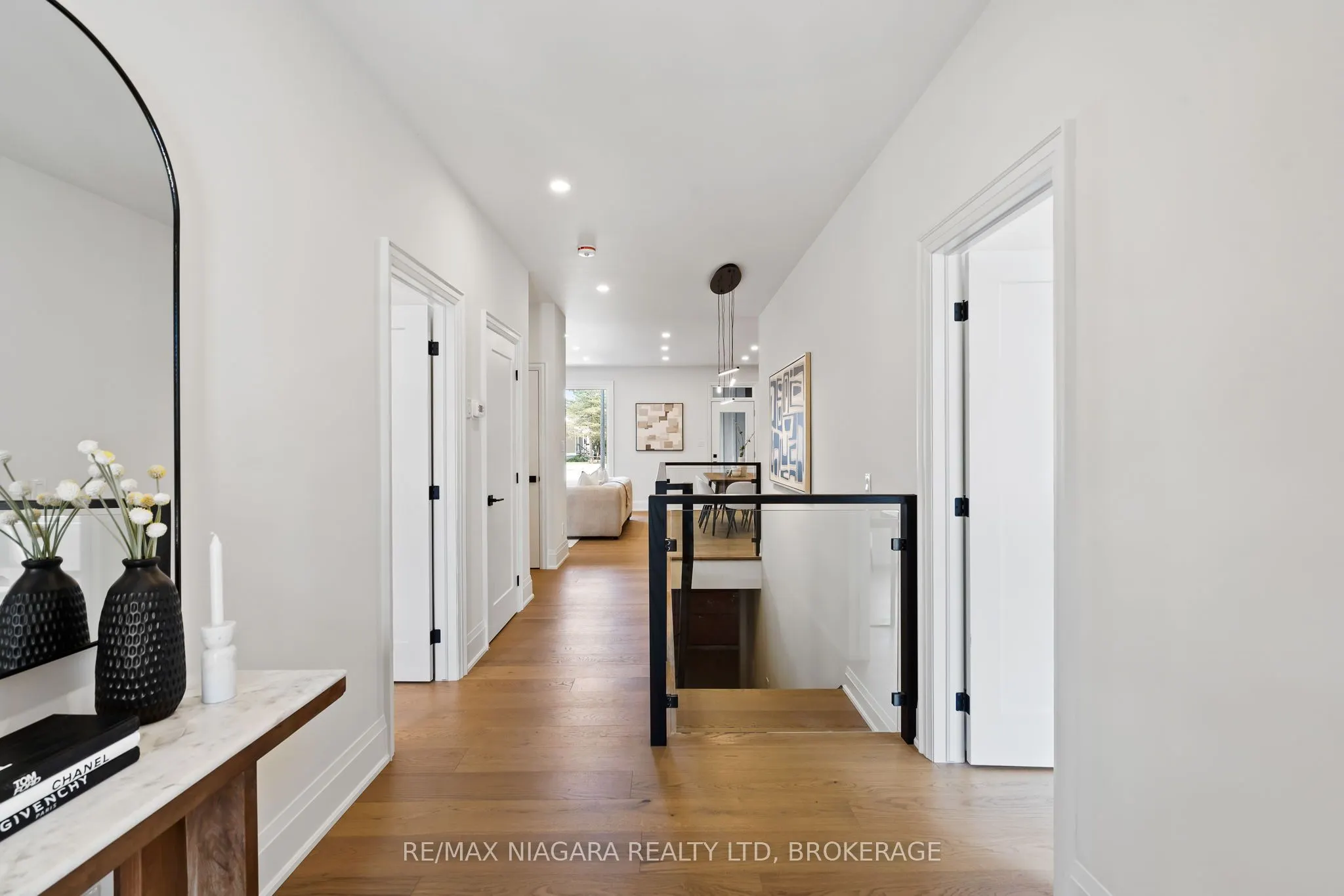 16 Accursi Crescent
