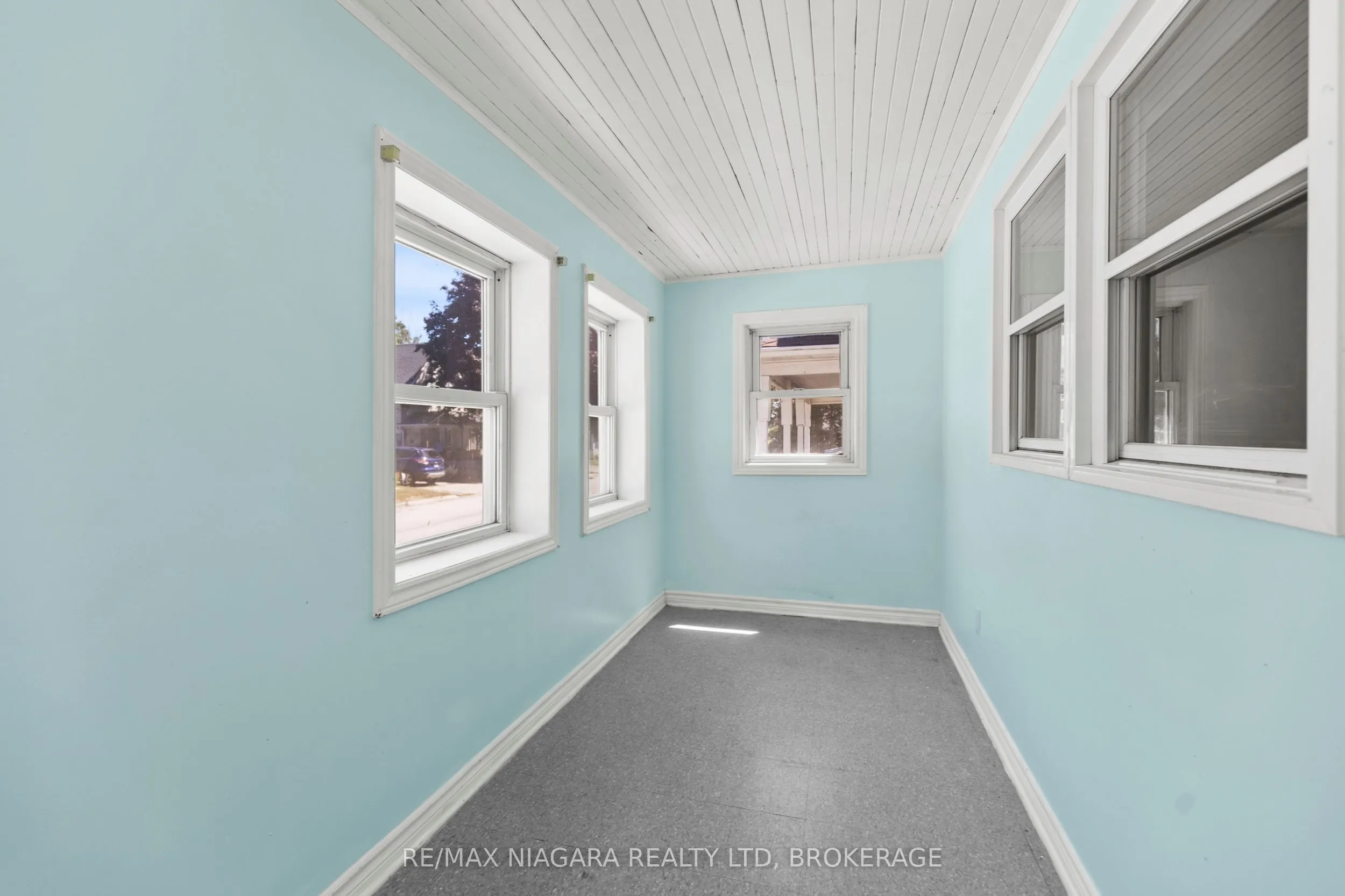 44 Forsythe Street