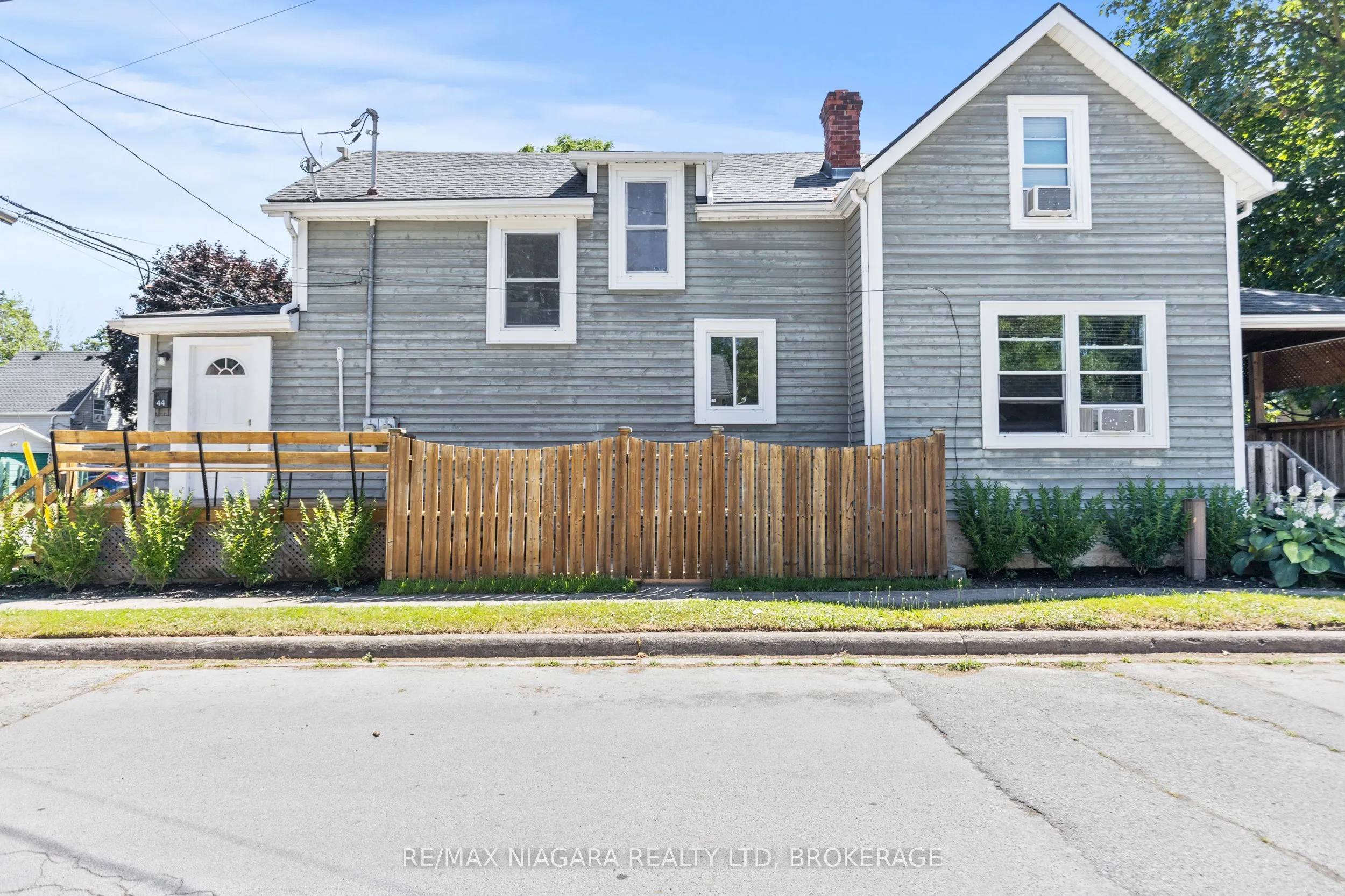44 Forsythe Street