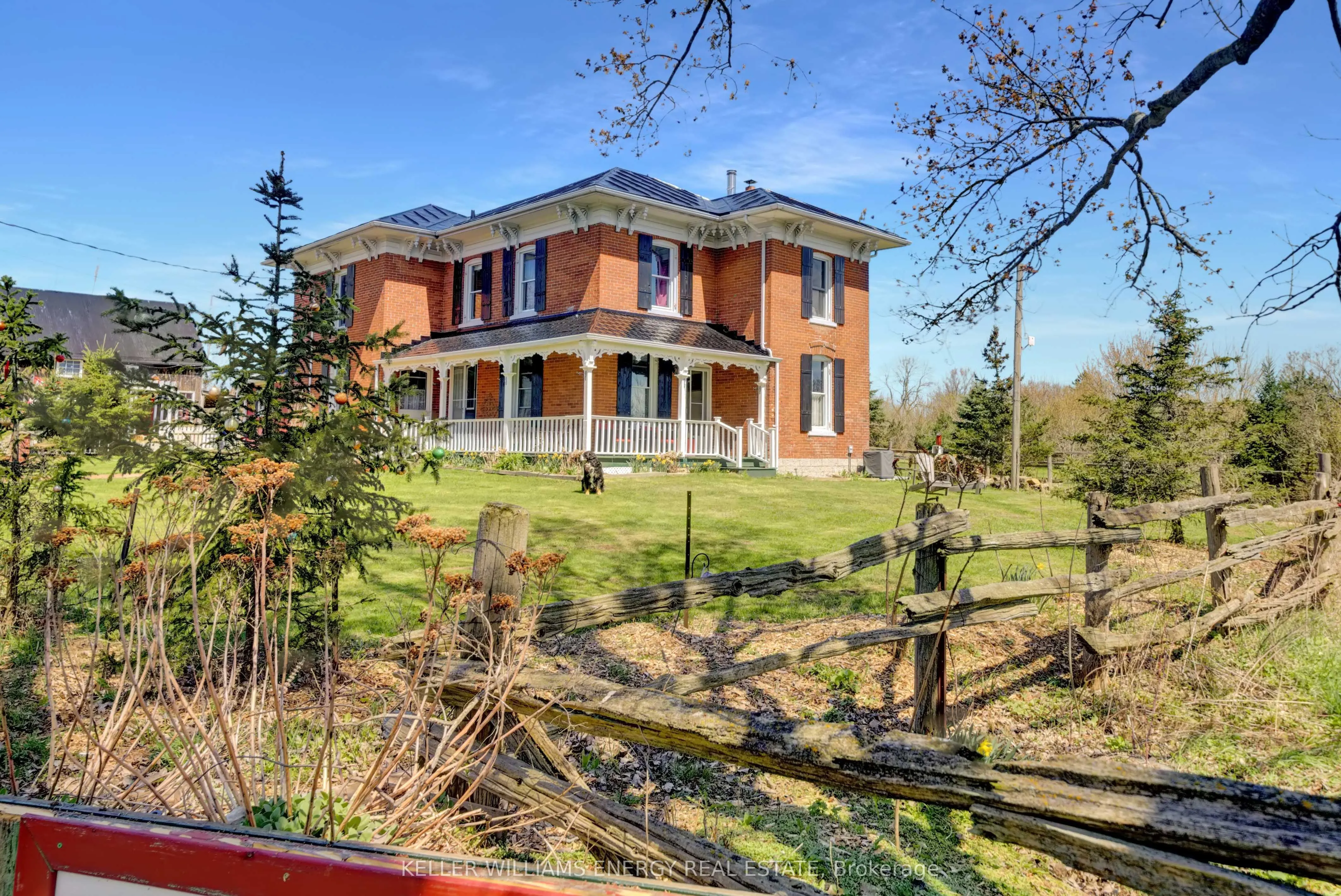7685 County 2 Road