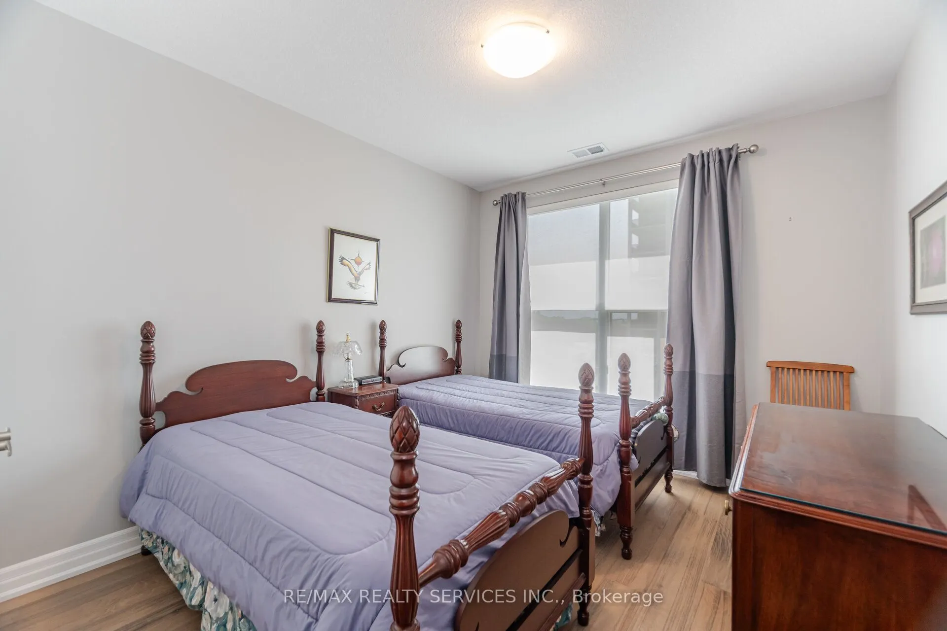 1880 Gordon Street, #605