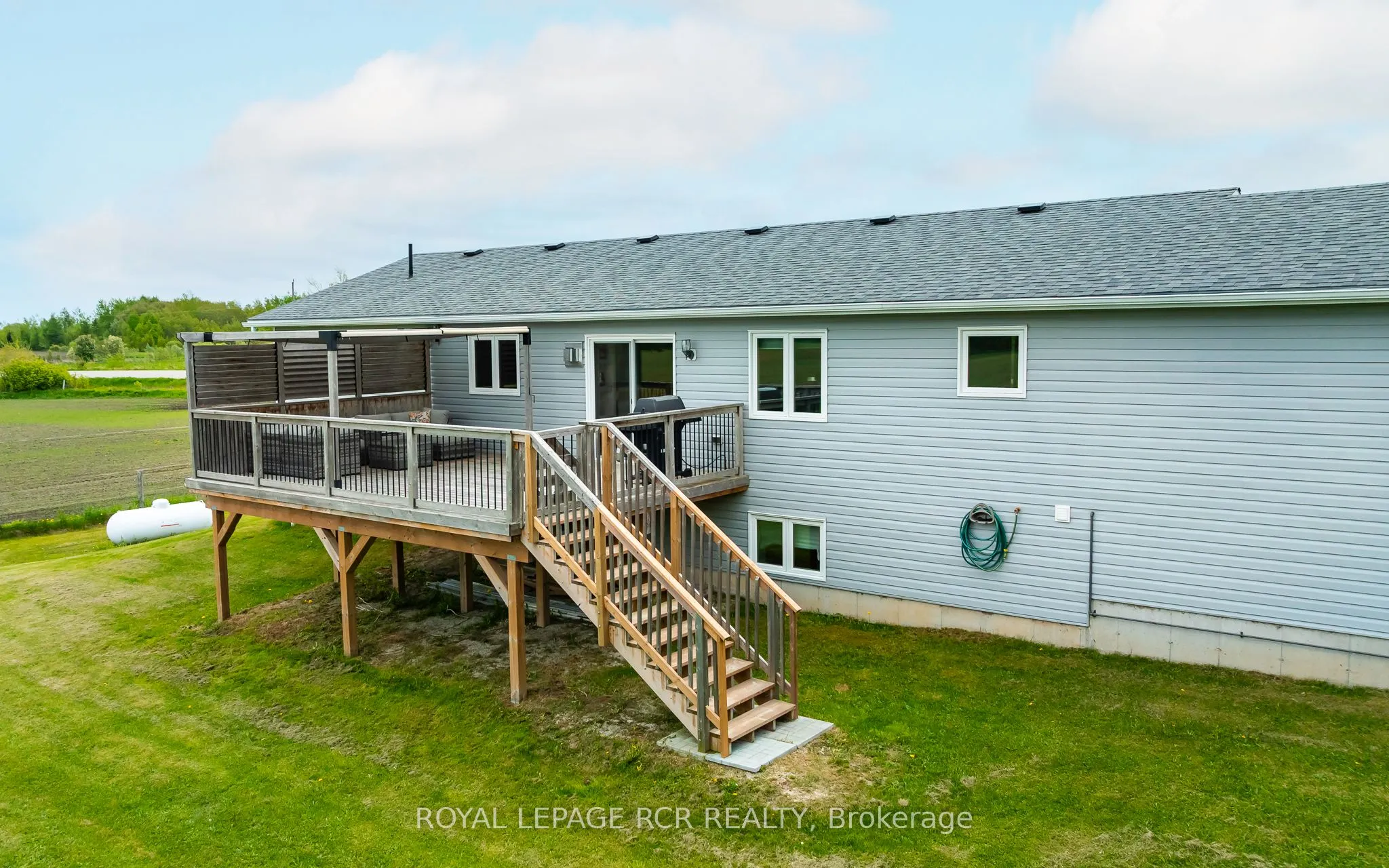 384345 Sideroad 20