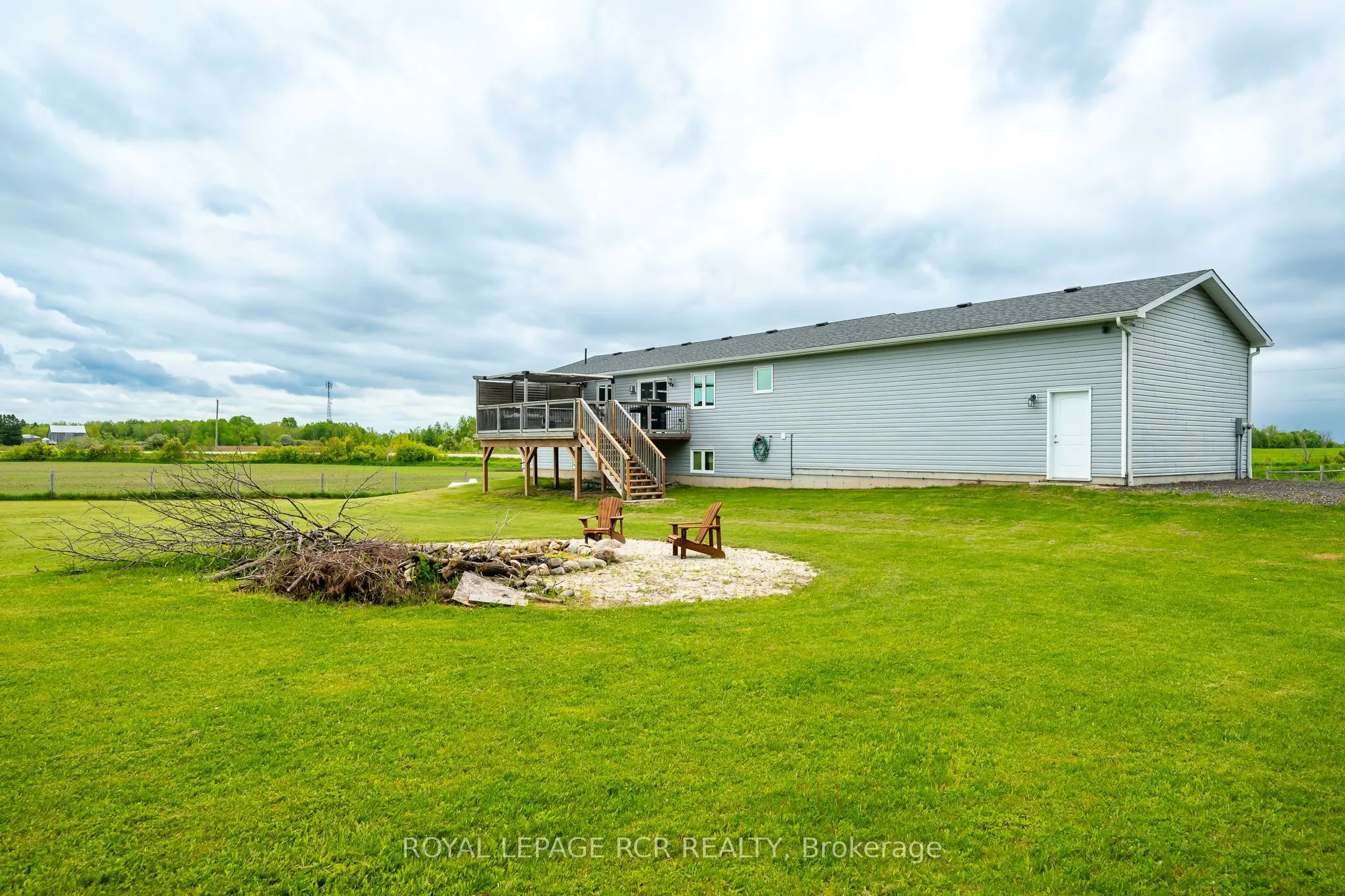 384345 Sideroad 20