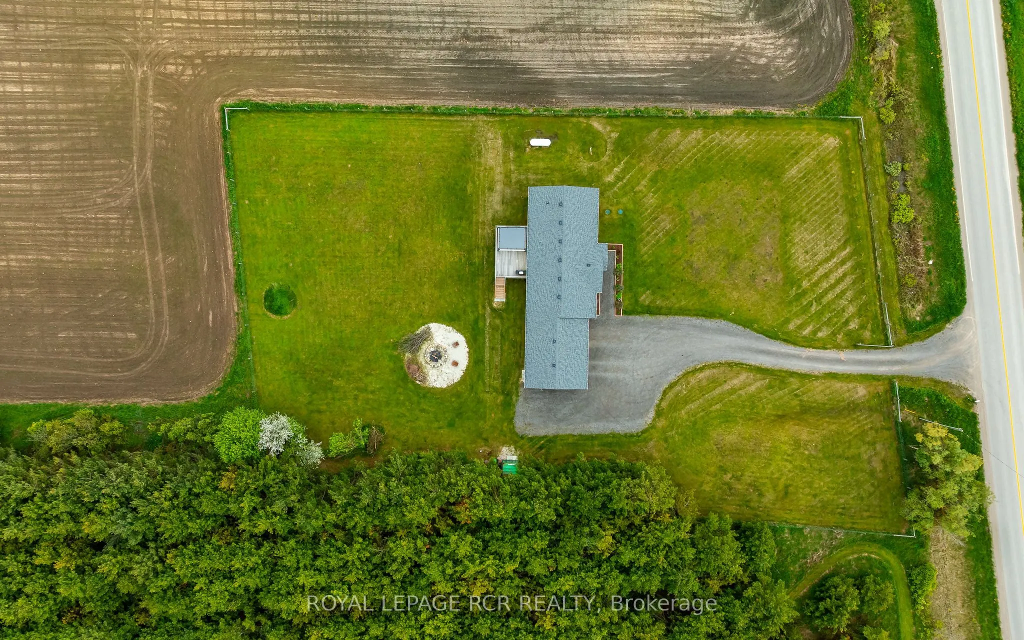 384345 Sideroad 20