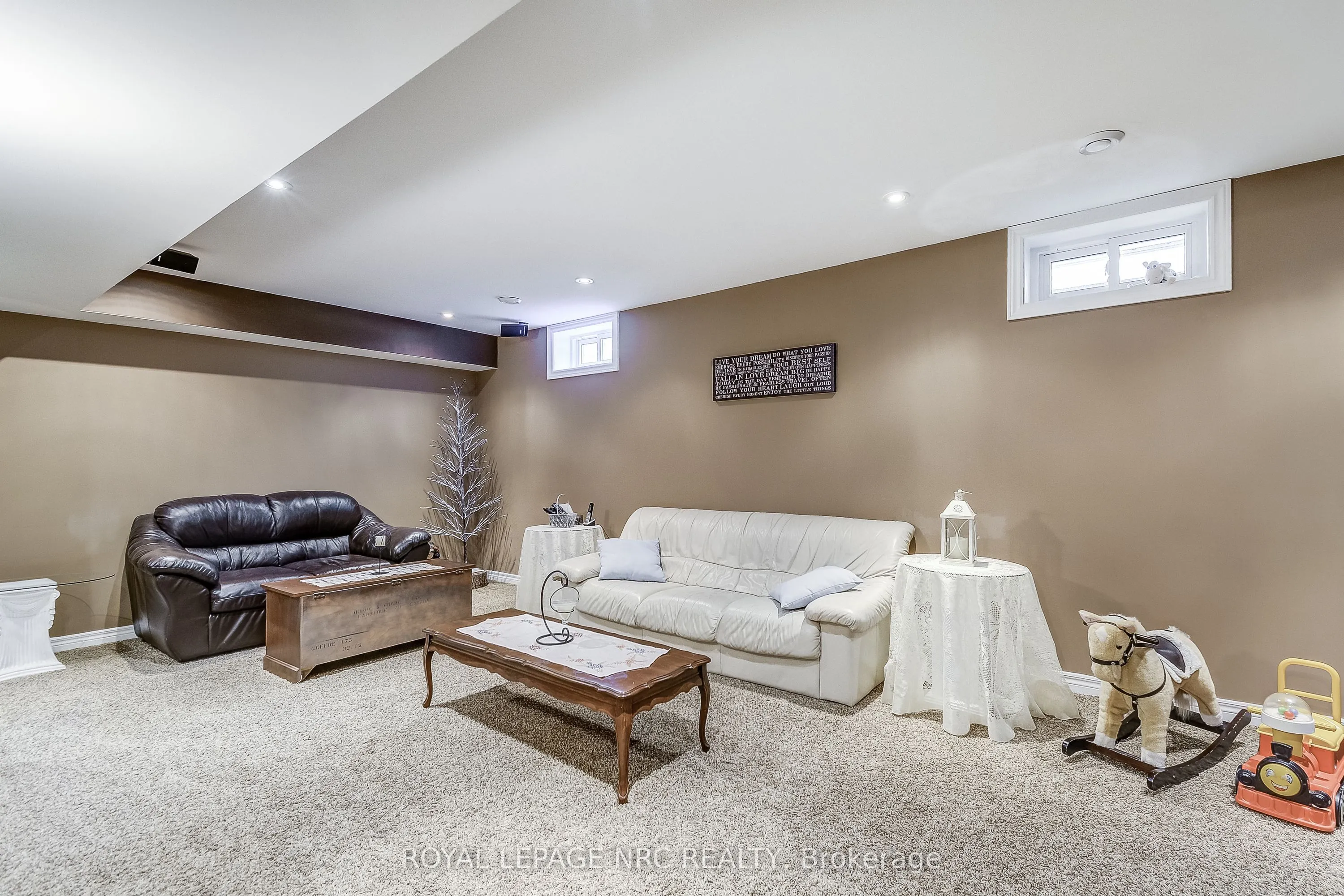 8 Hearth Court