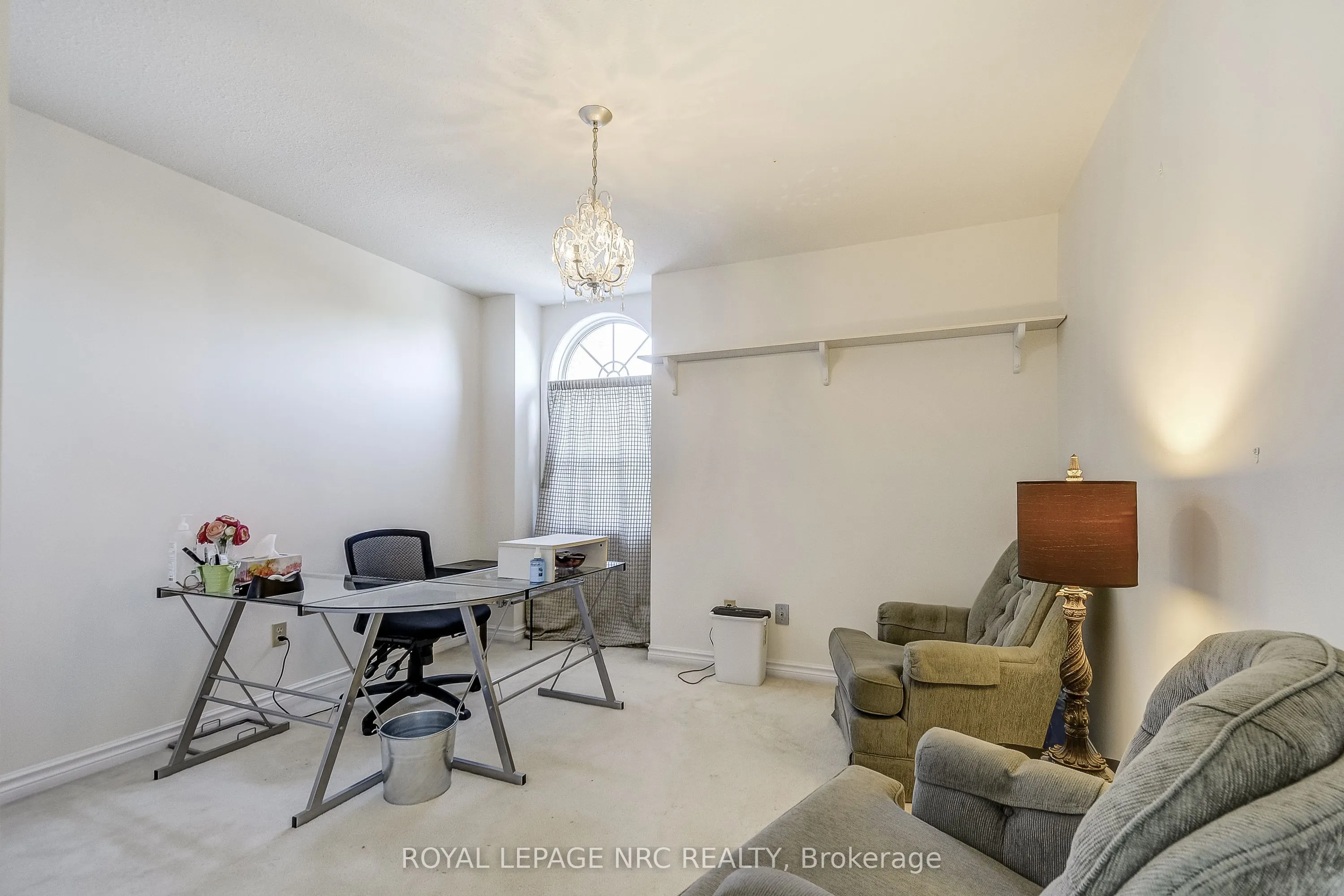8 Hearth Court