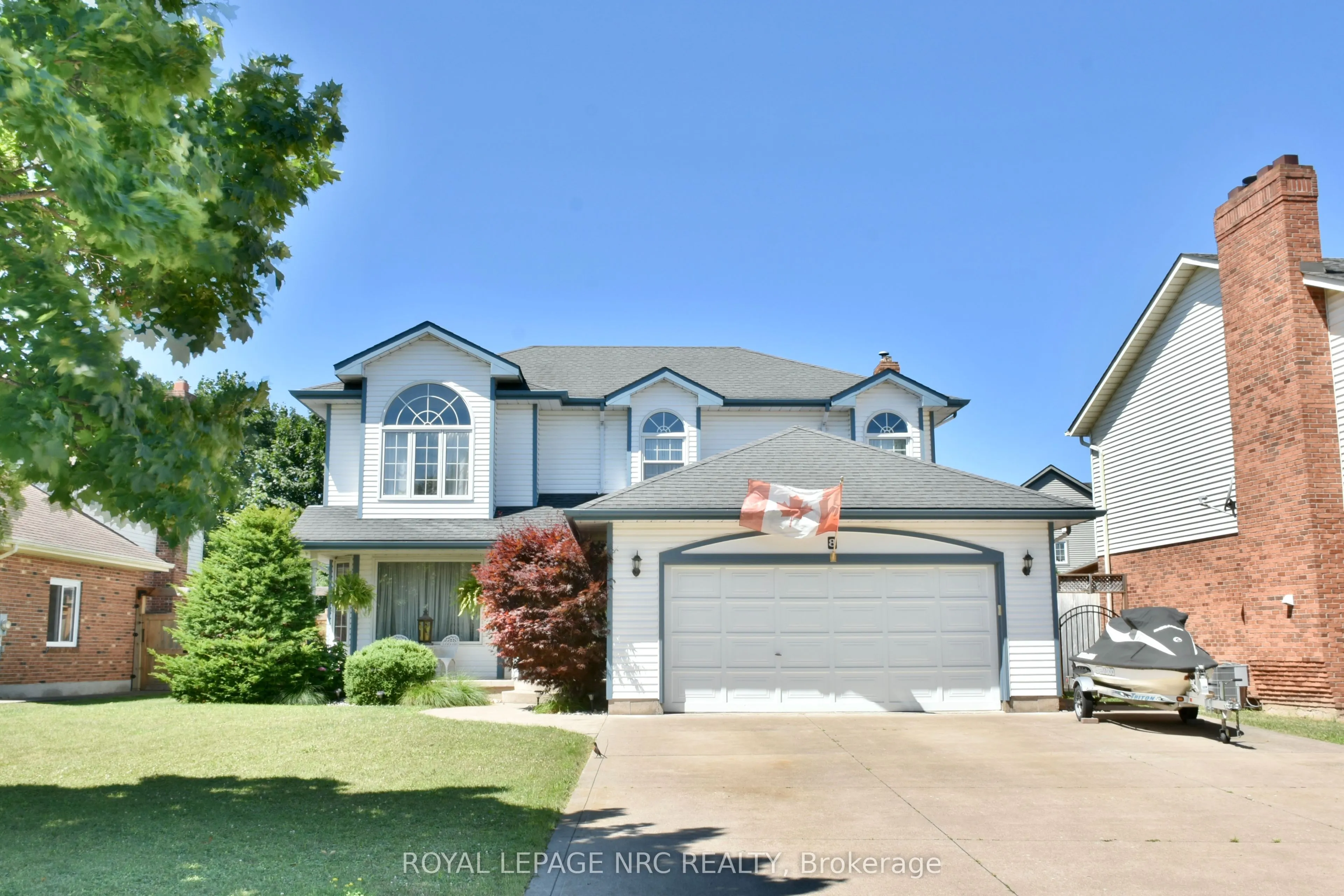 8 Hearth Court