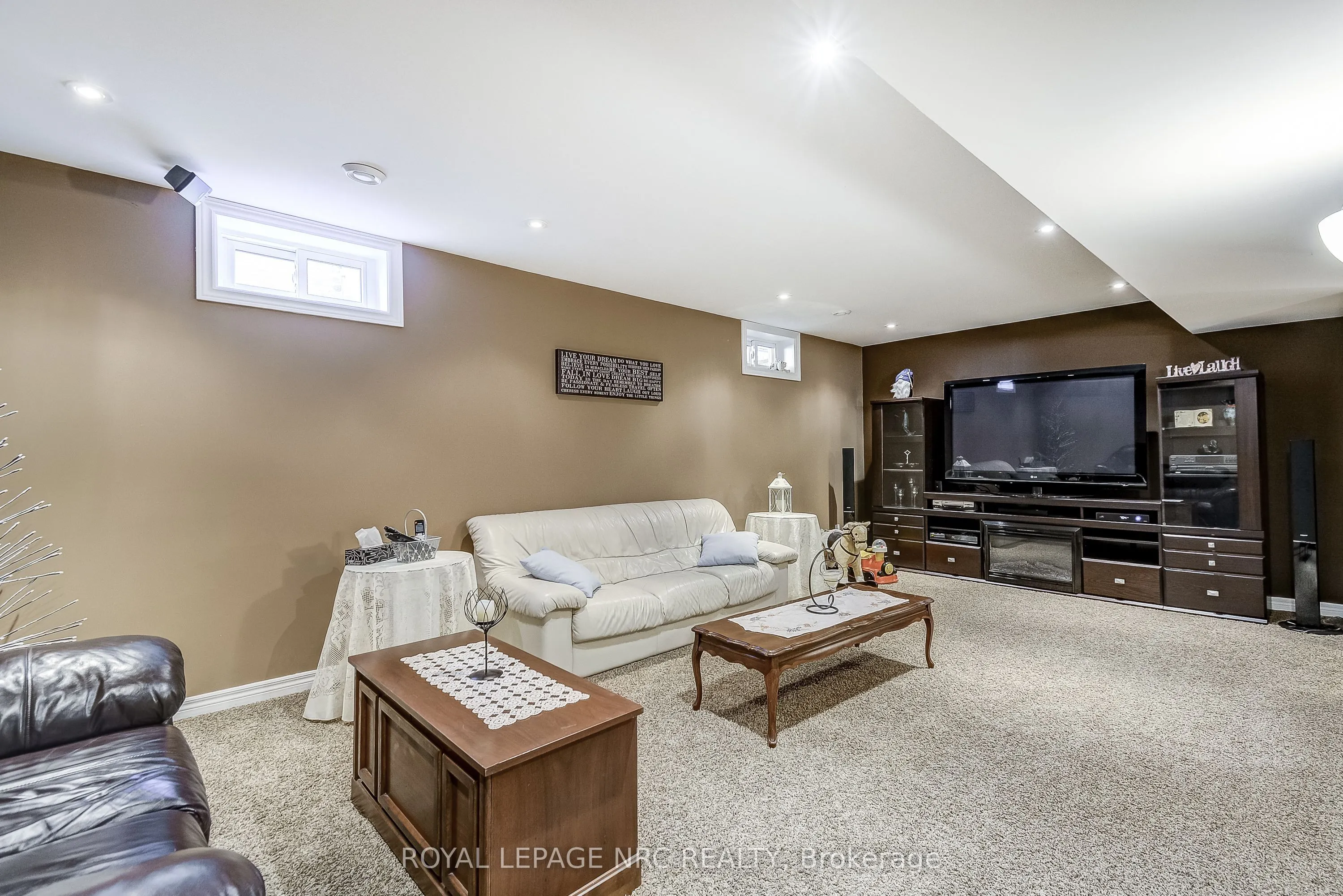 8 Hearth Court