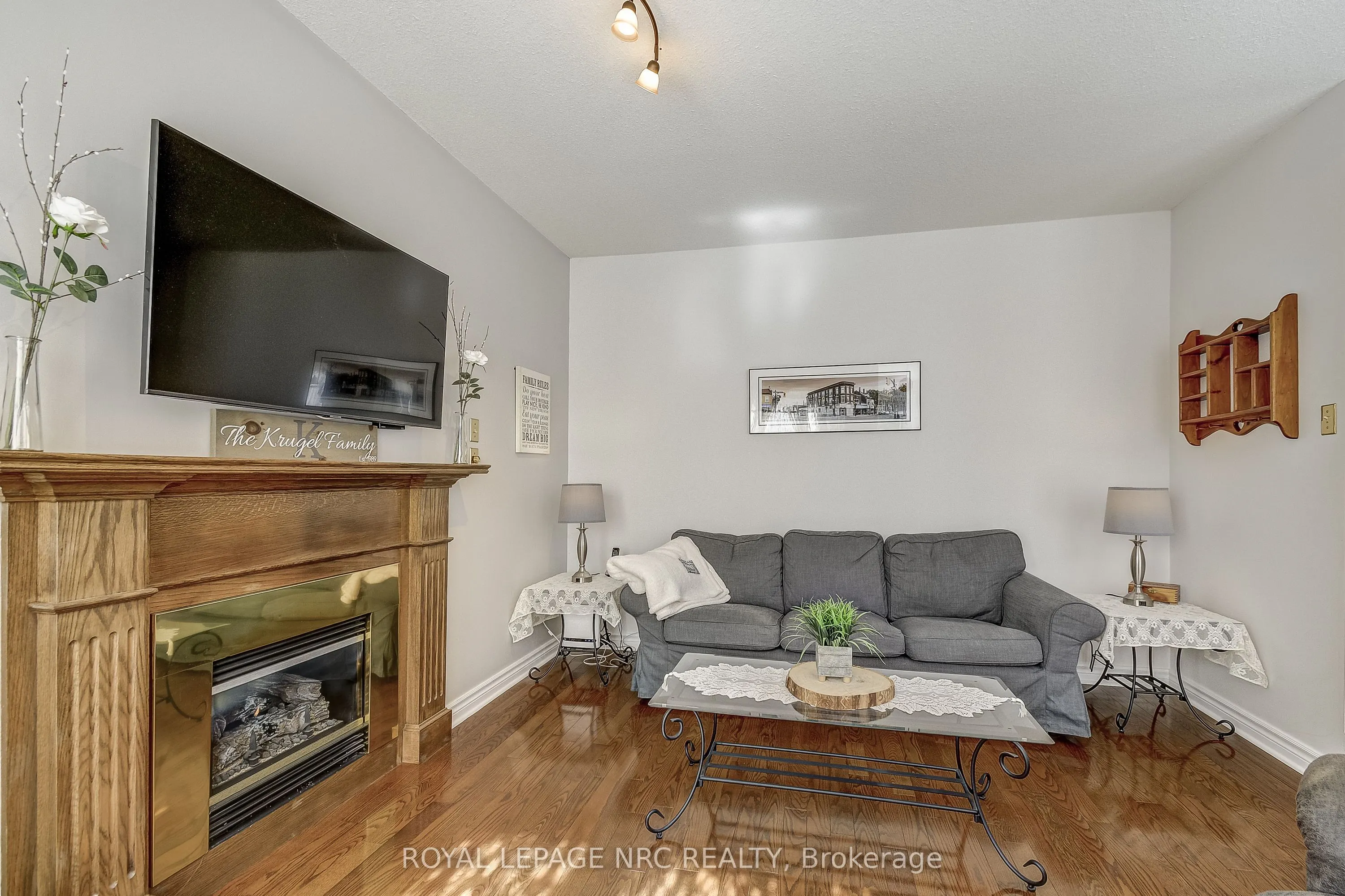 8 Hearth Court