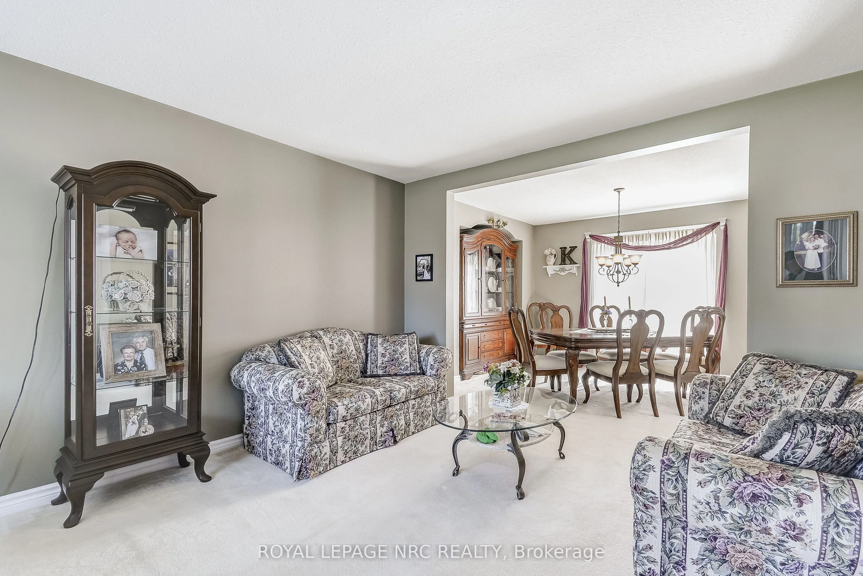 8 Hearth Court