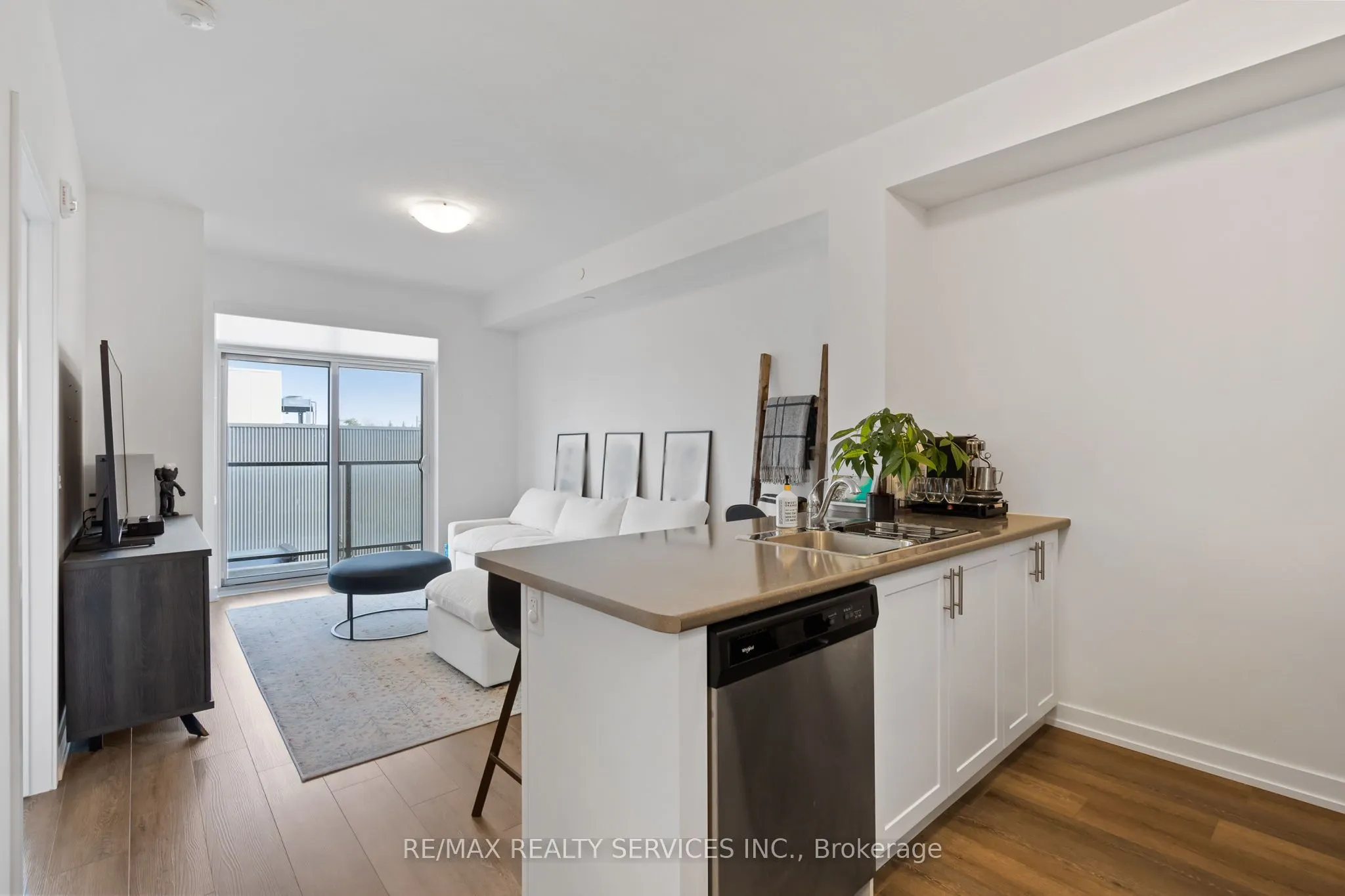 5055 Greenlane Road, #222