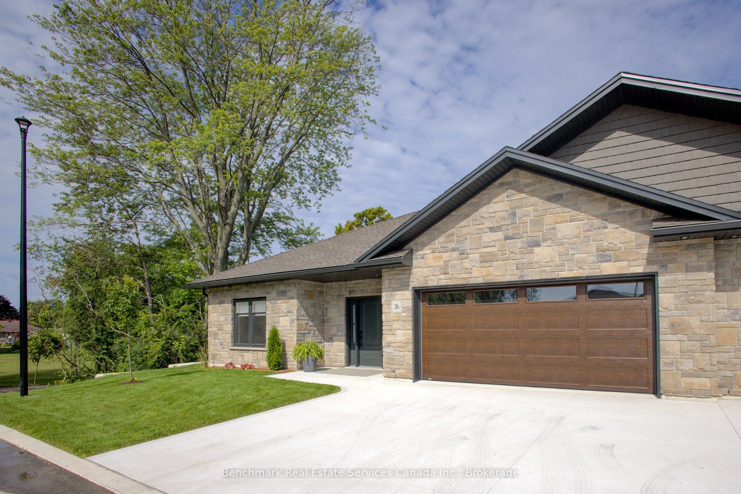 1182 Queen Street, #26
