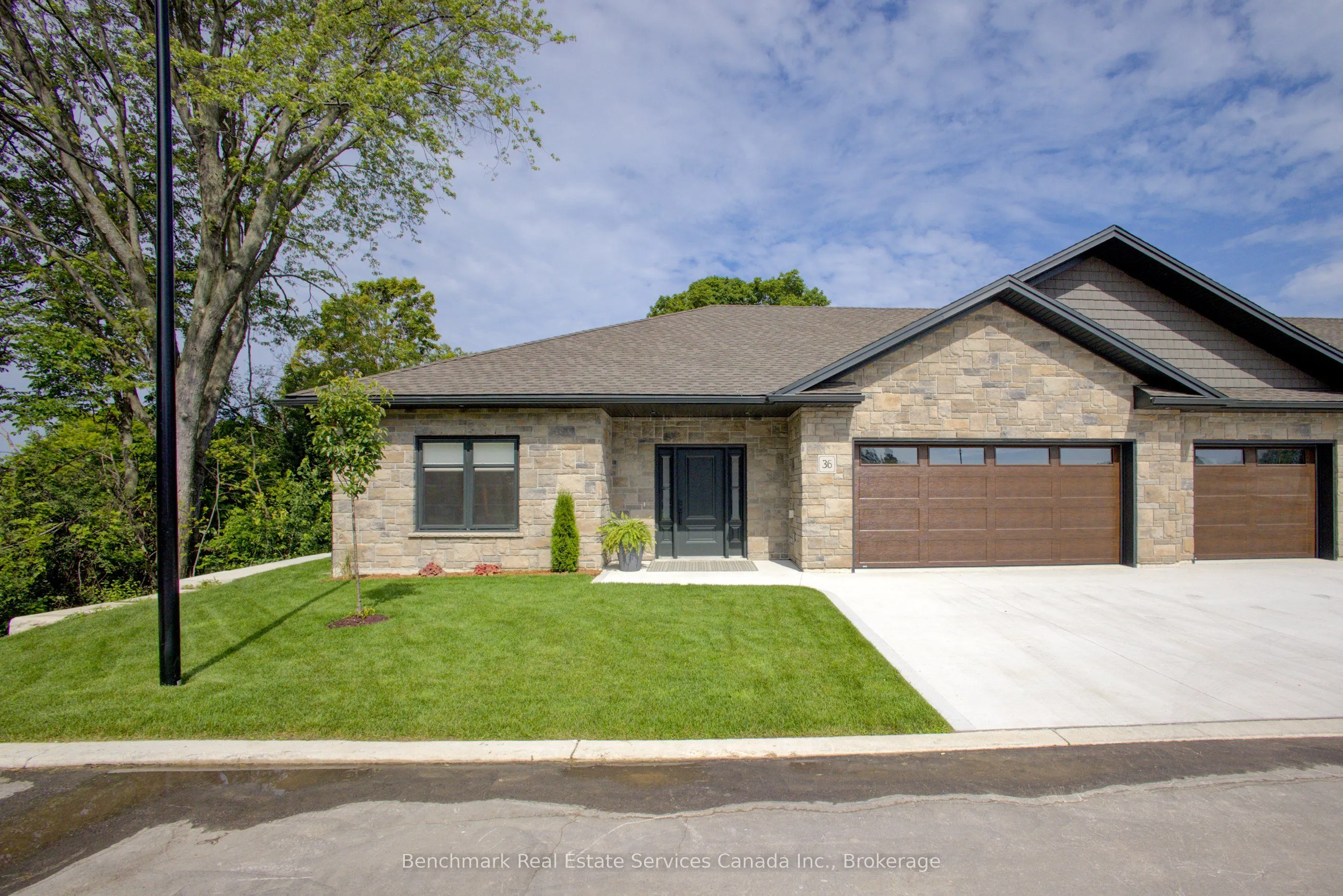1182 Queen Street, #26