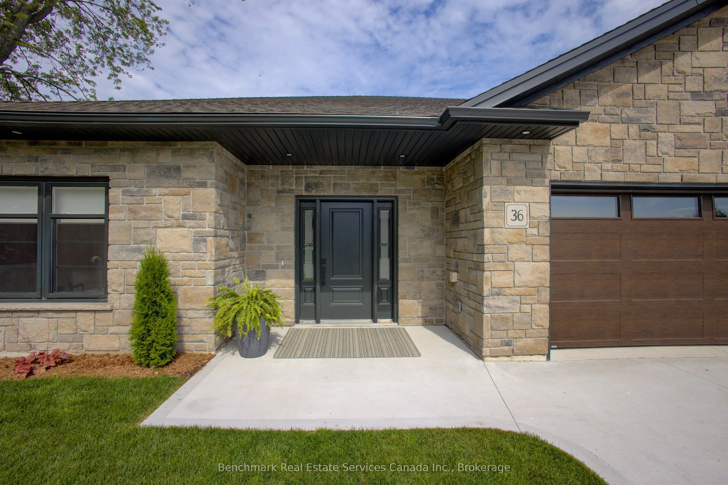 1182 Queen Street, #26