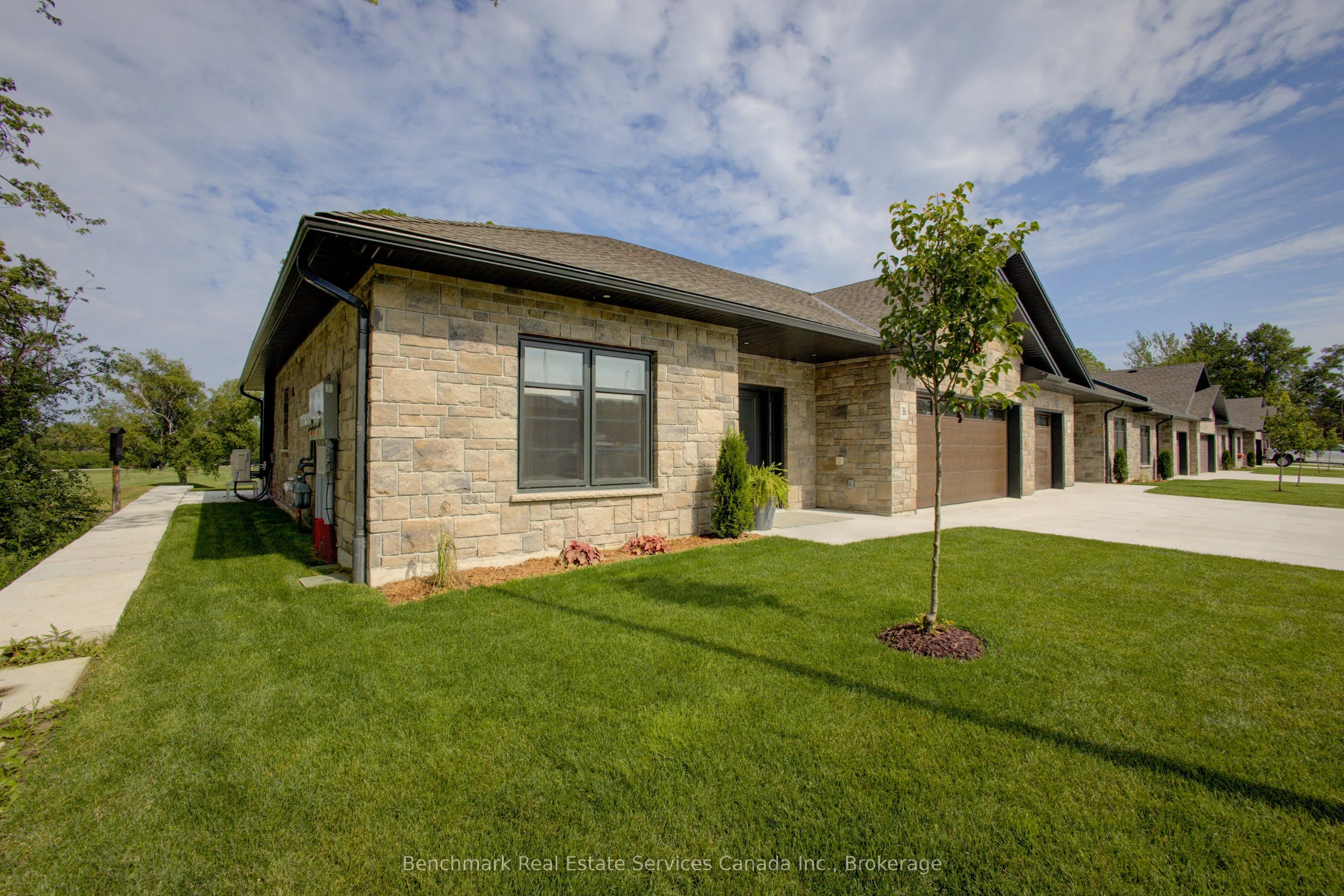 1182 Queen Street, #26