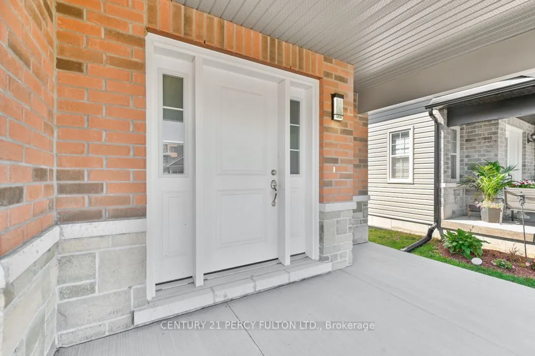 8 Braeburn Street