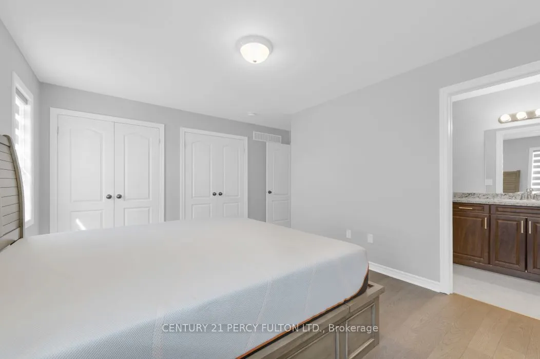 8 Braeburn Street