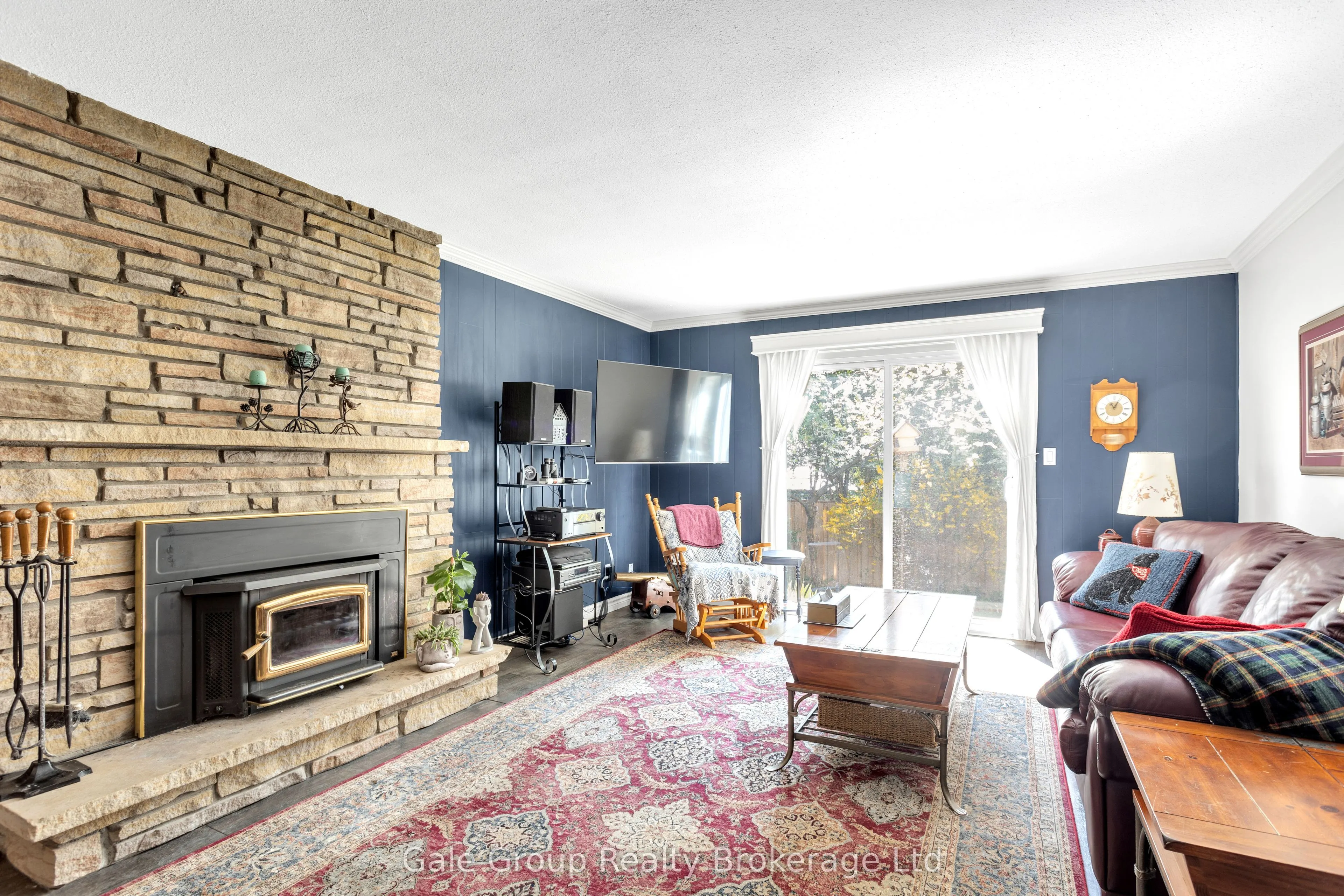 16 Edgar Drive