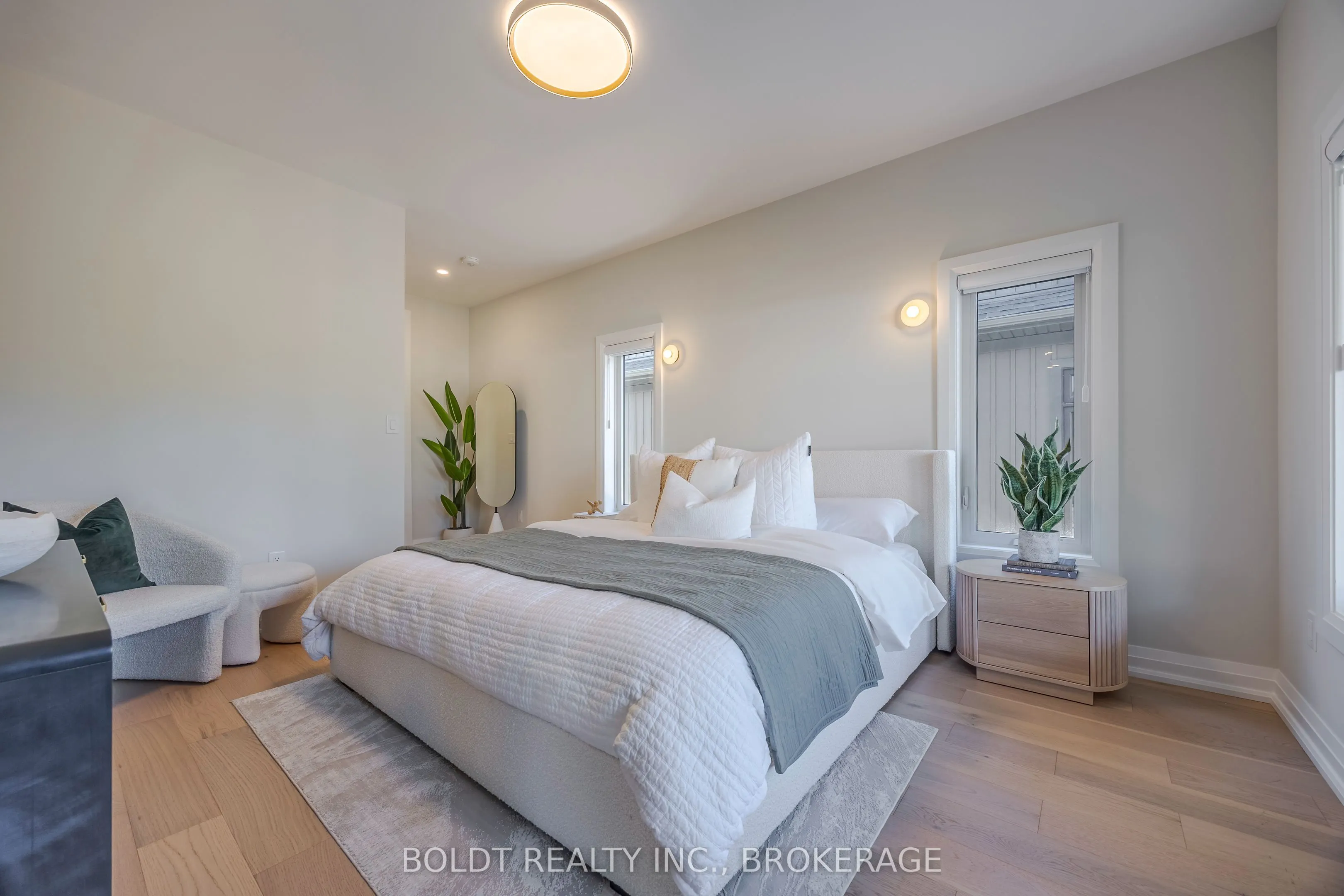205 St. David's Road, #11