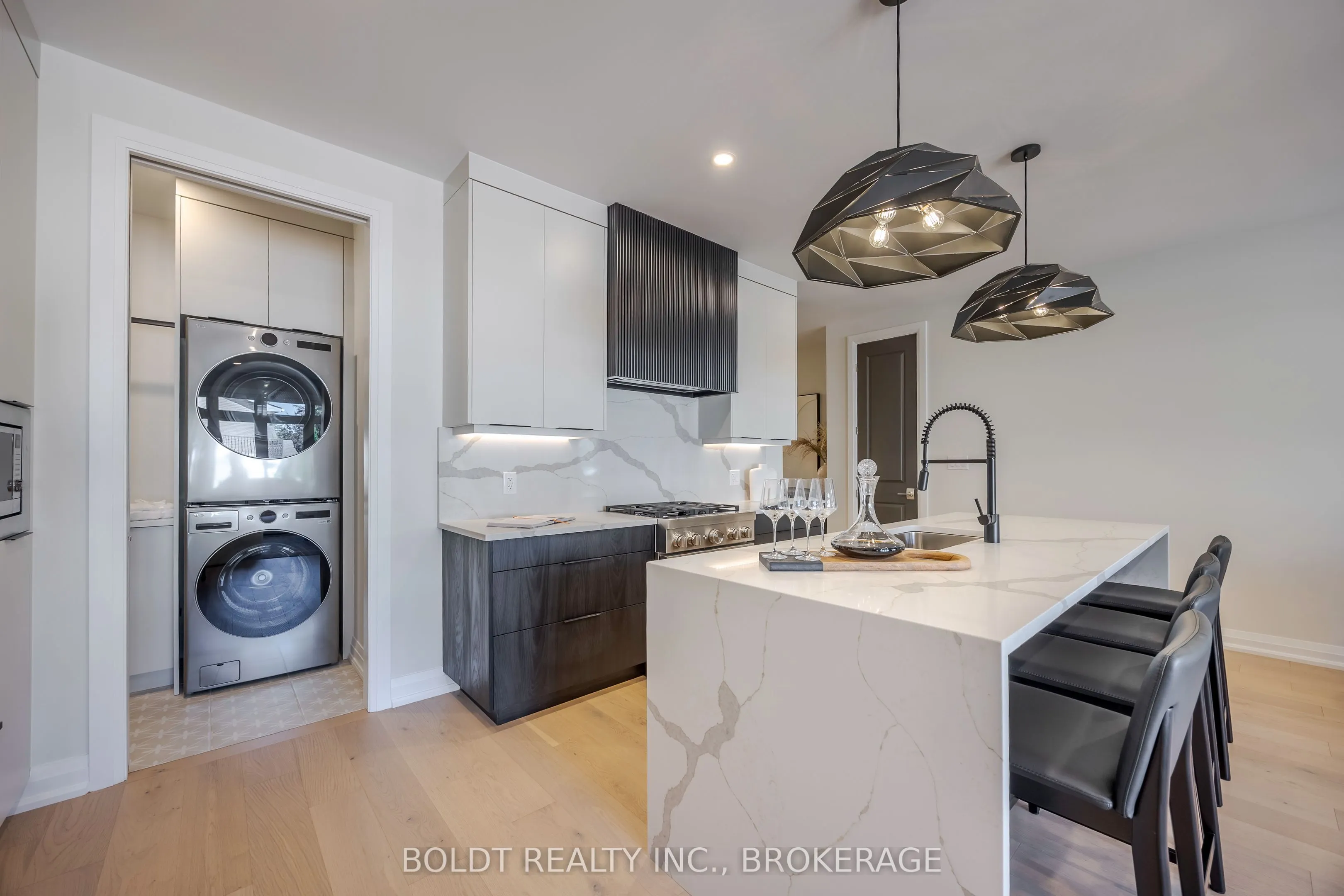 205 St. David's Road, #11