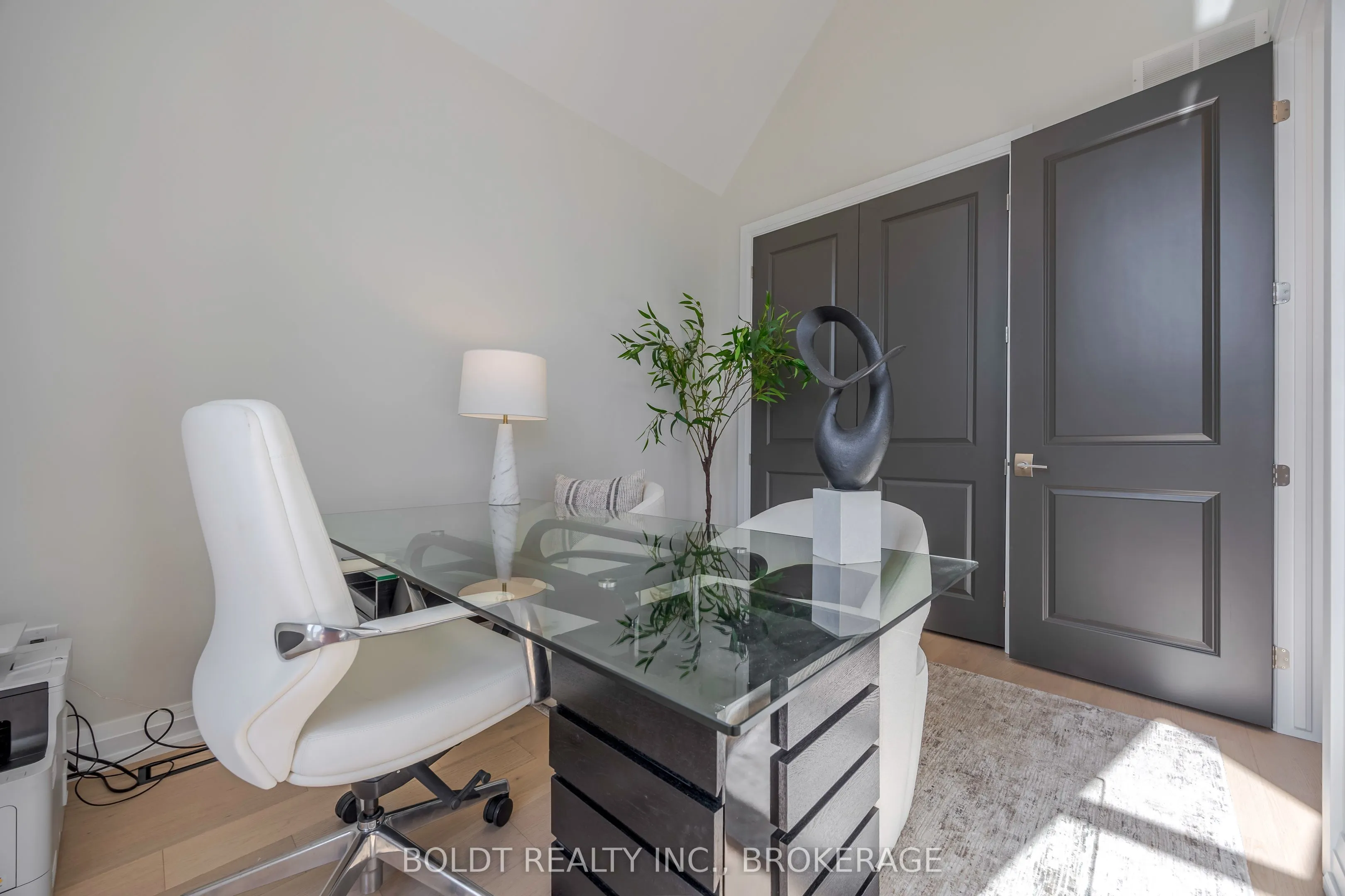 205 St. David's Road, #11