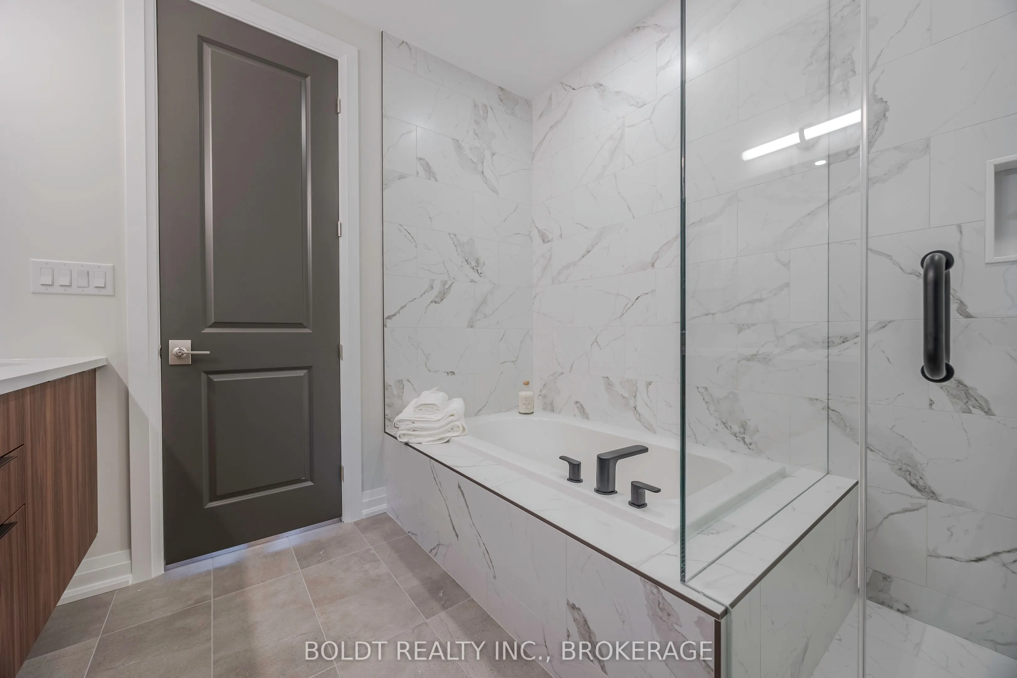 205 St. David's Road, #11