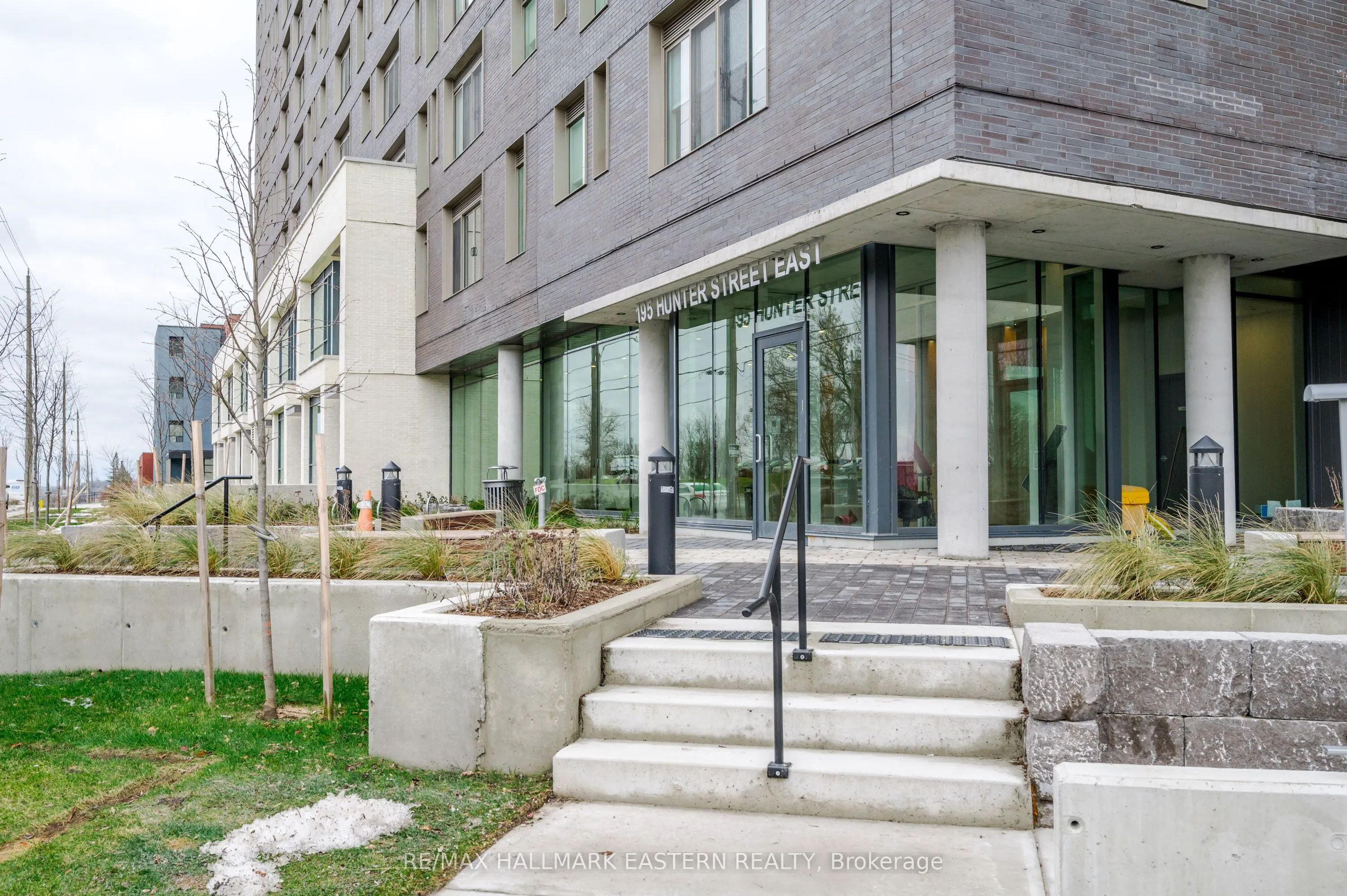 195 Hunter Street E, #505