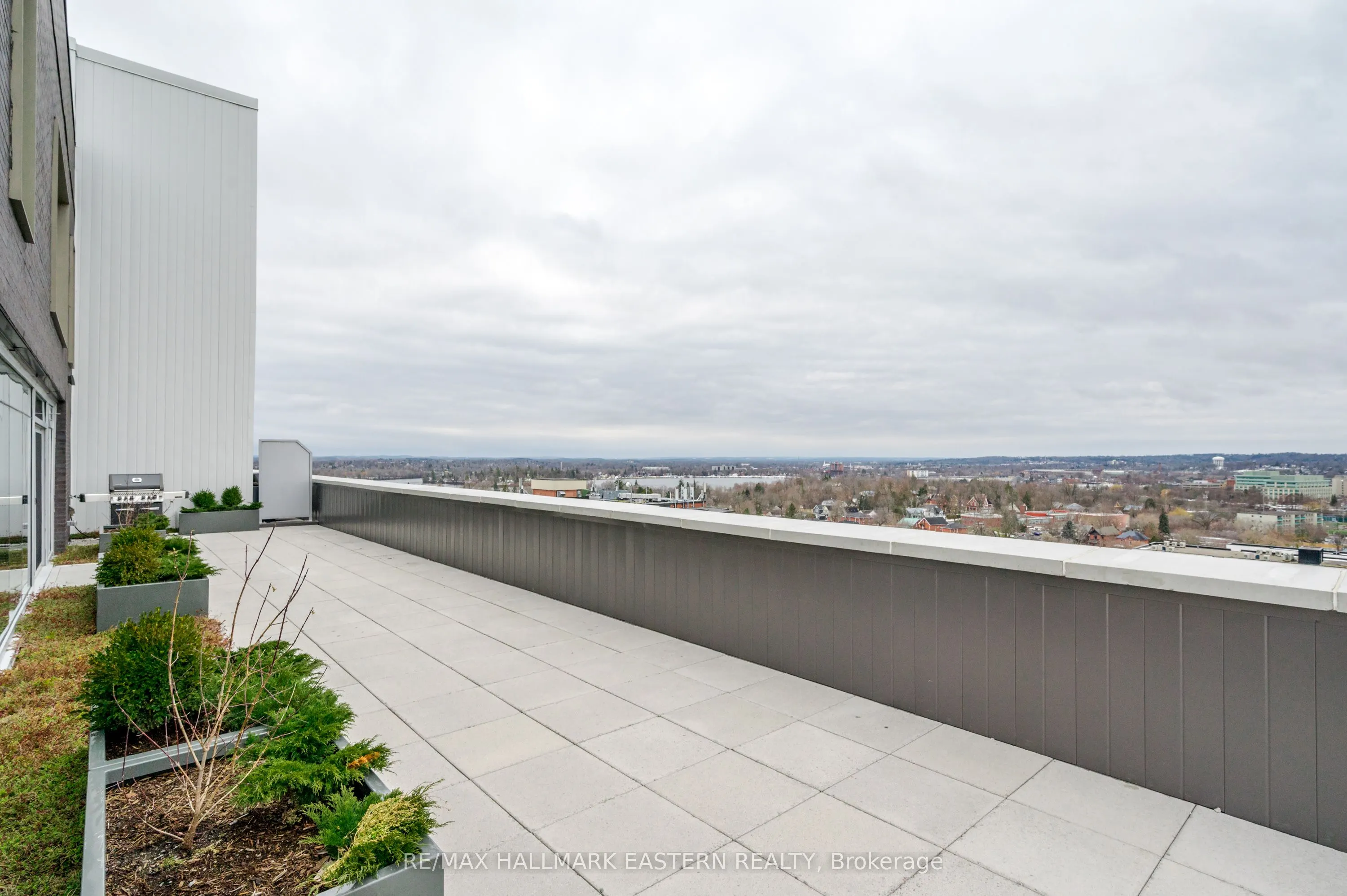 195 Hunter Street E, #505