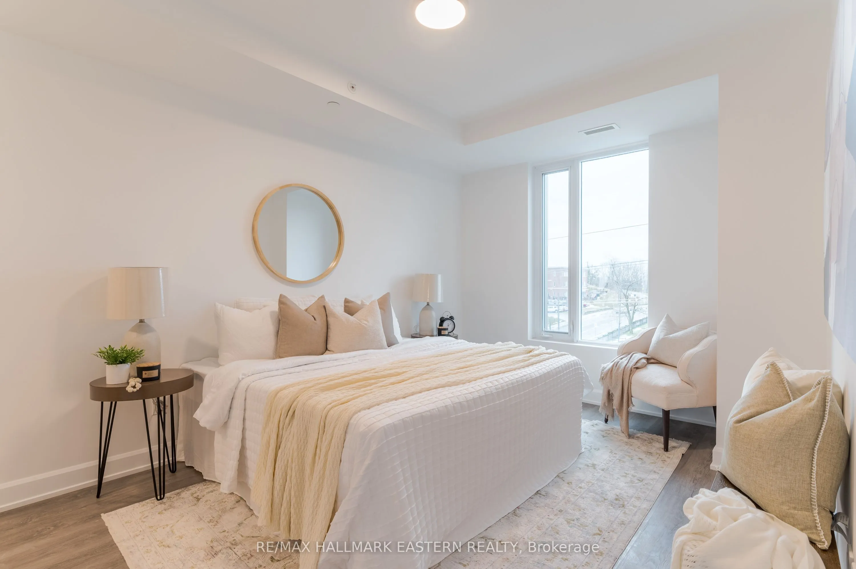195 Hunter Street E, #505