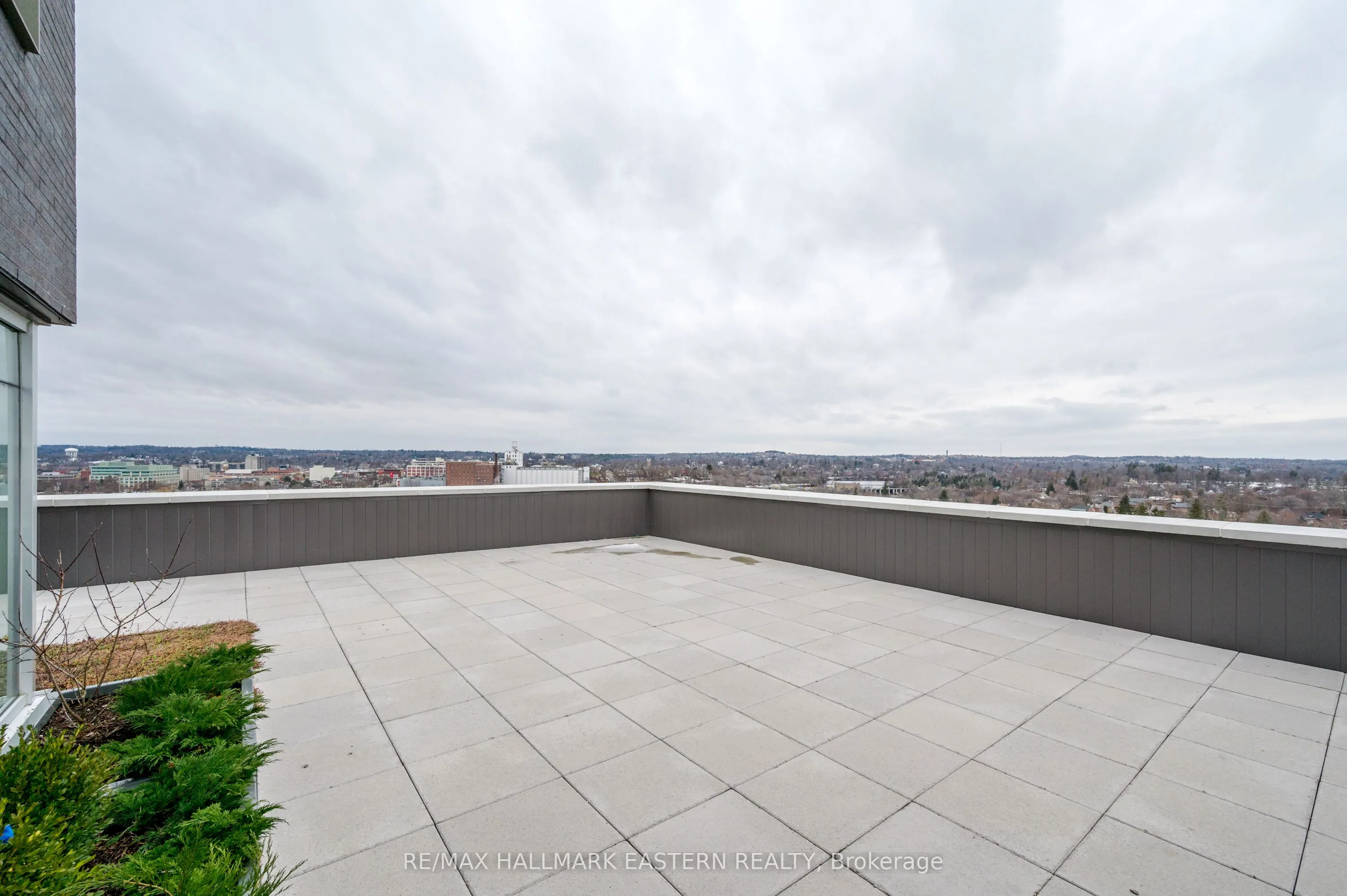 195 Hunter Street E, #505