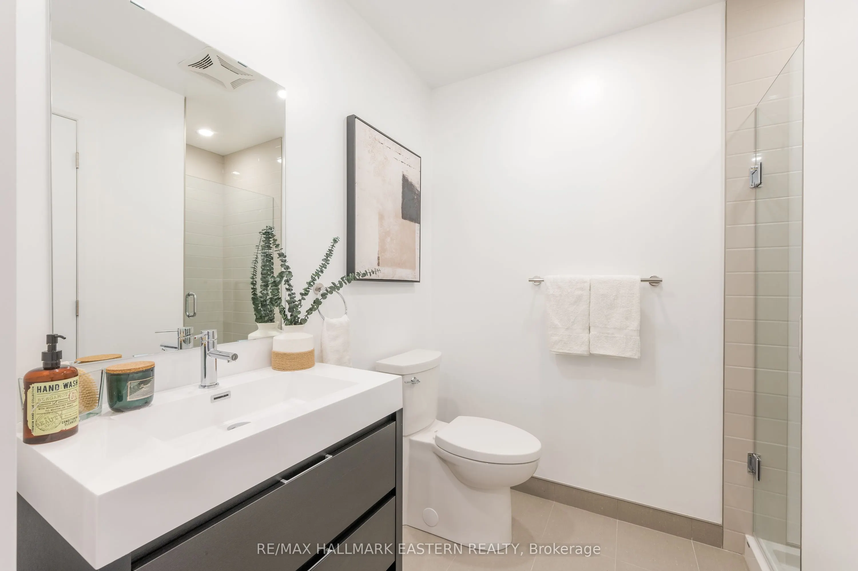 195 Hunter Street E, #505