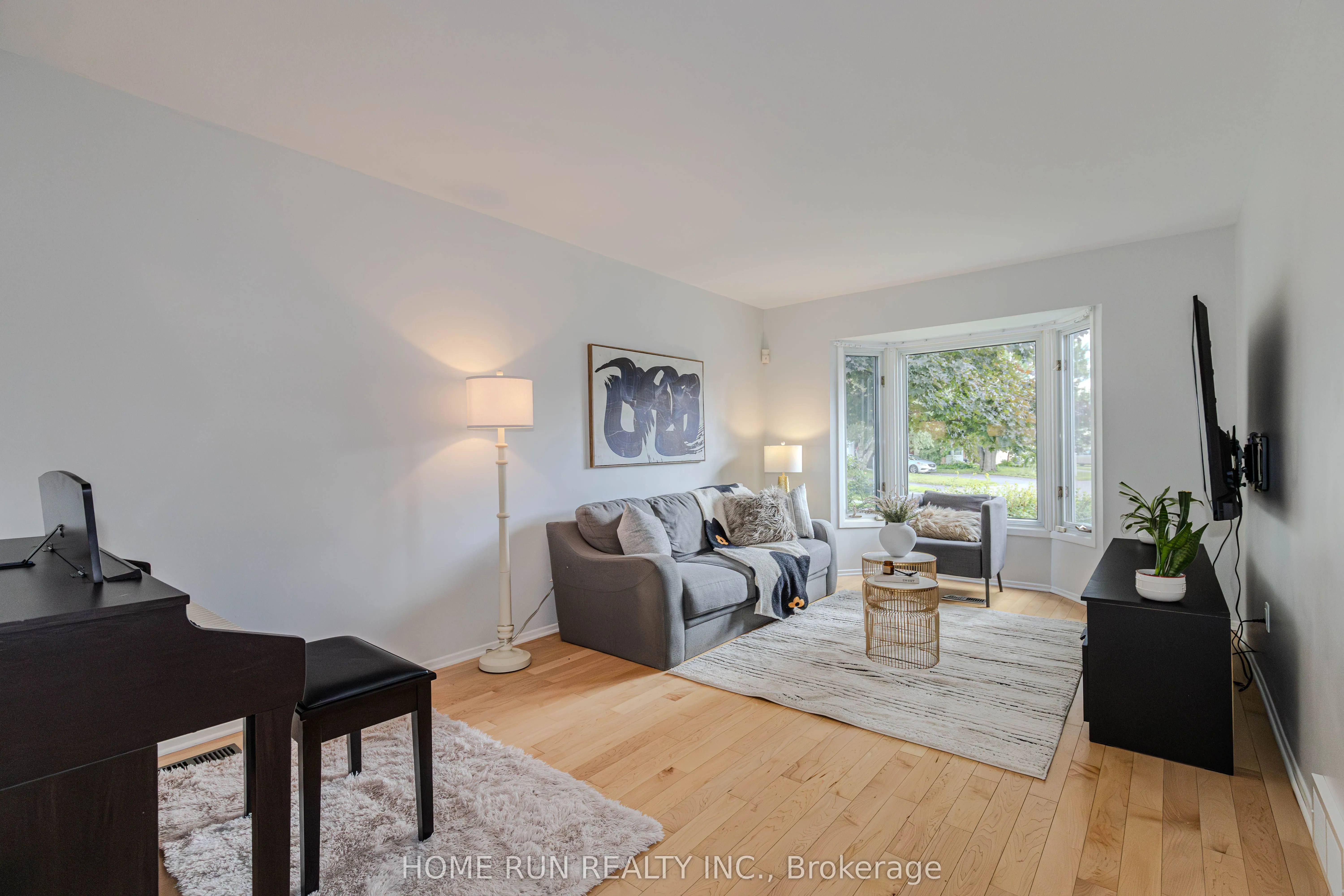 30 Turret Court