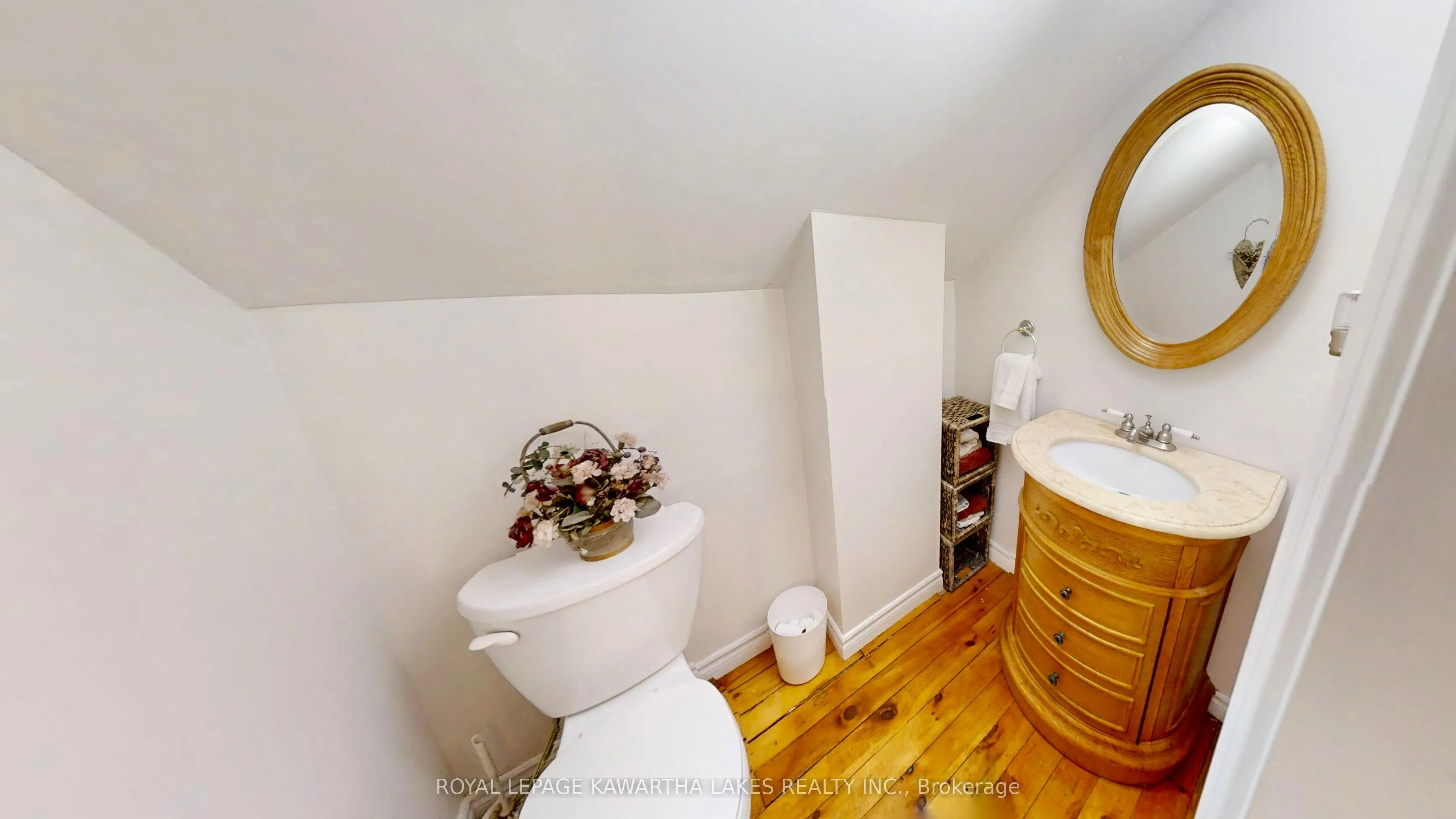 3472 Monck Road