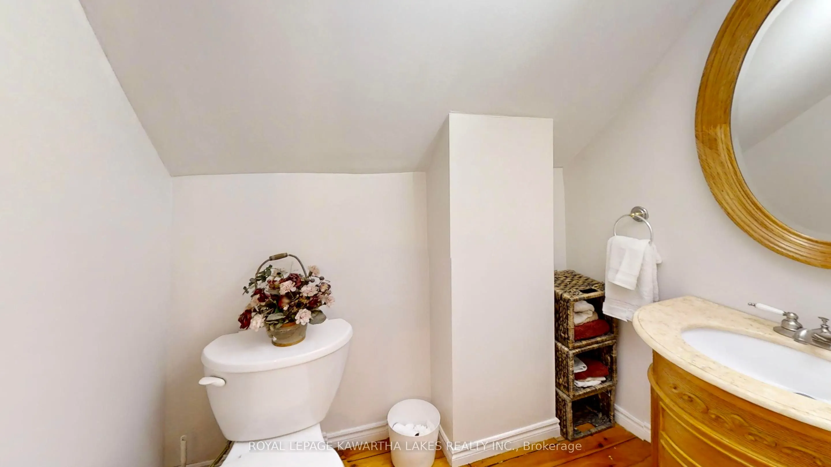 3472 Monck Road