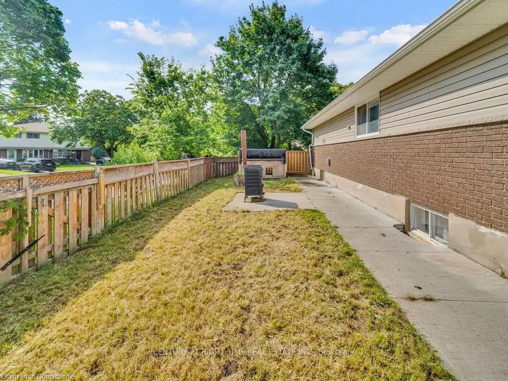 184 Cedarvale Crescent