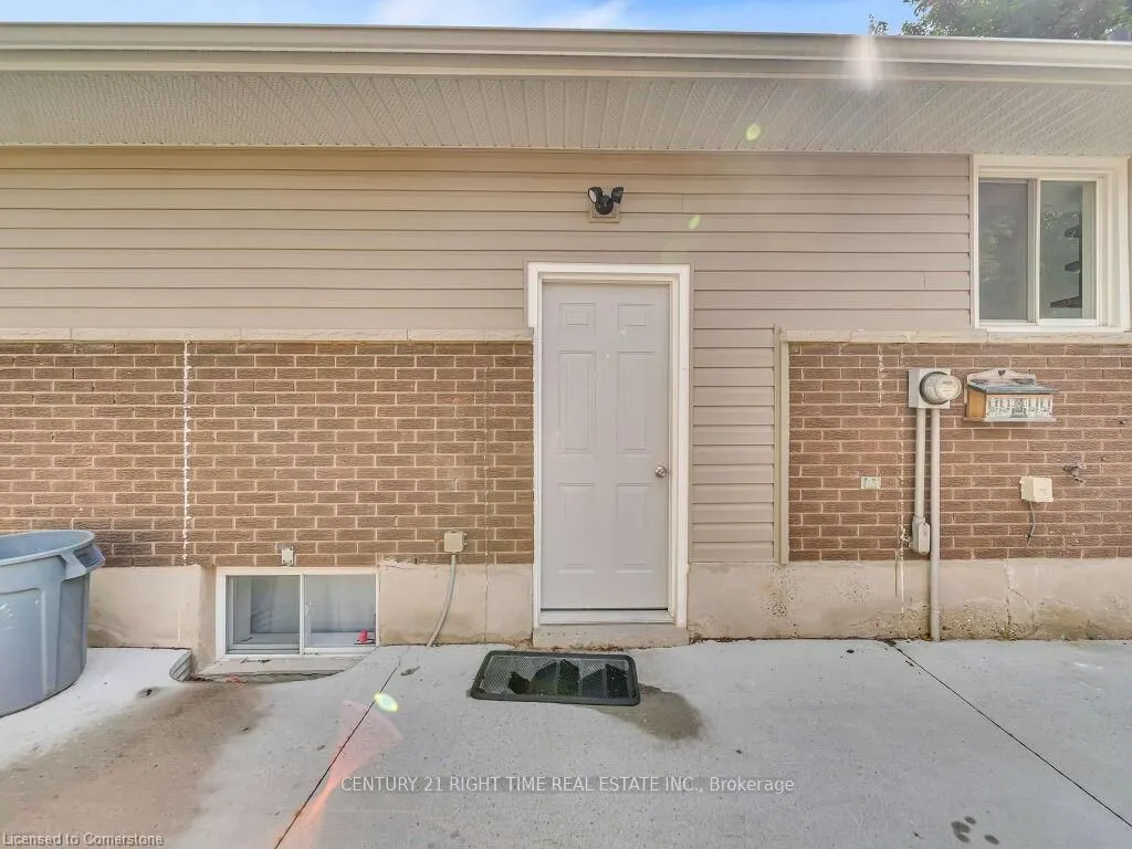 184 Cedarvale Crescent