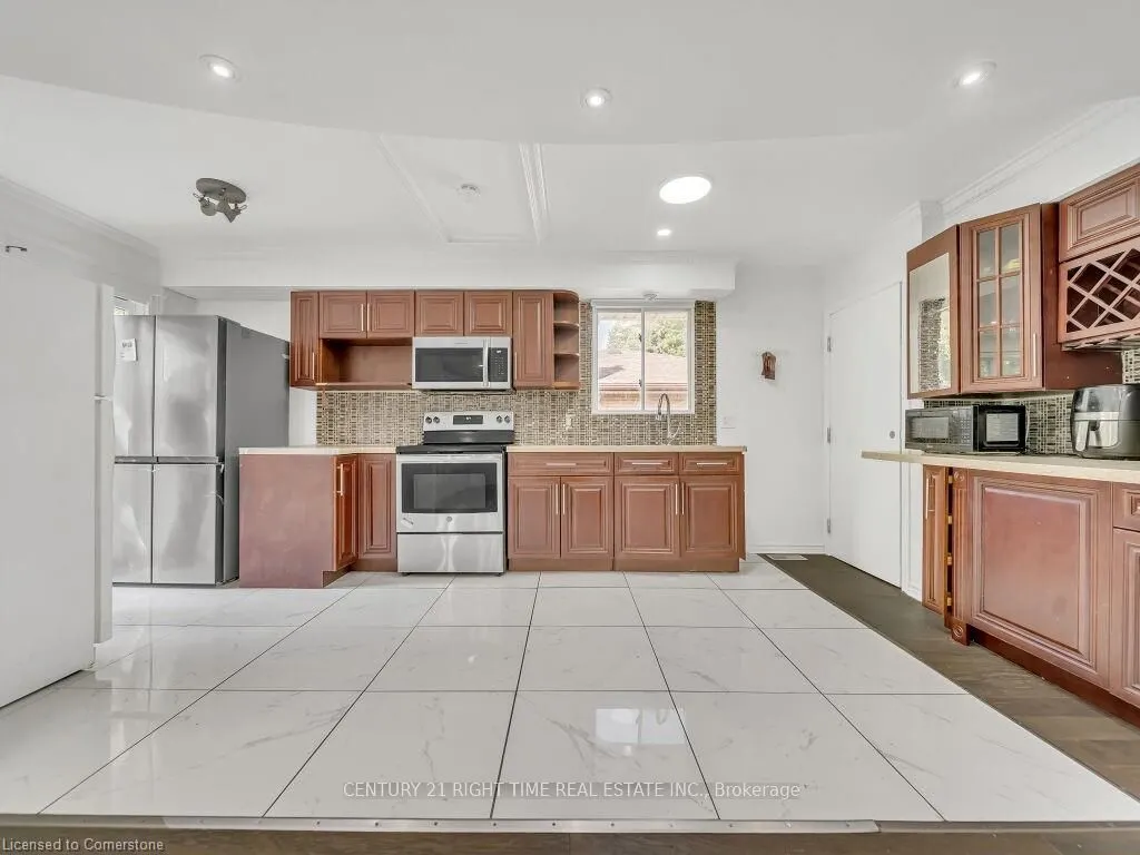 184 Cedarvale Crescent