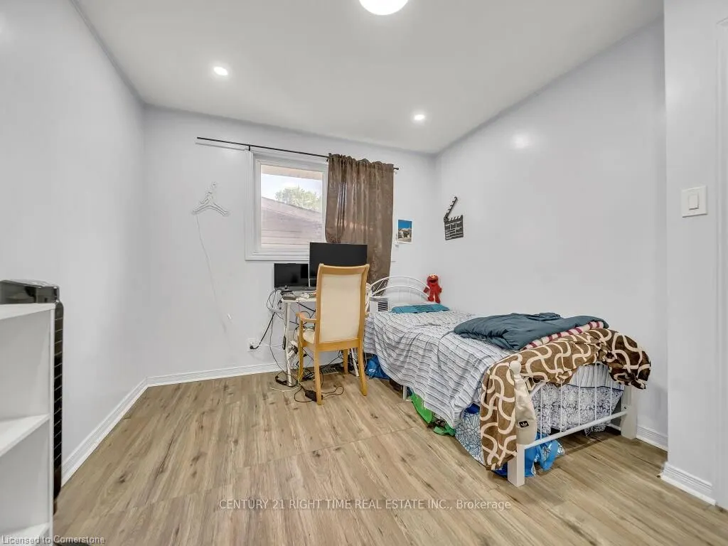 184 Cedarvale Crescent