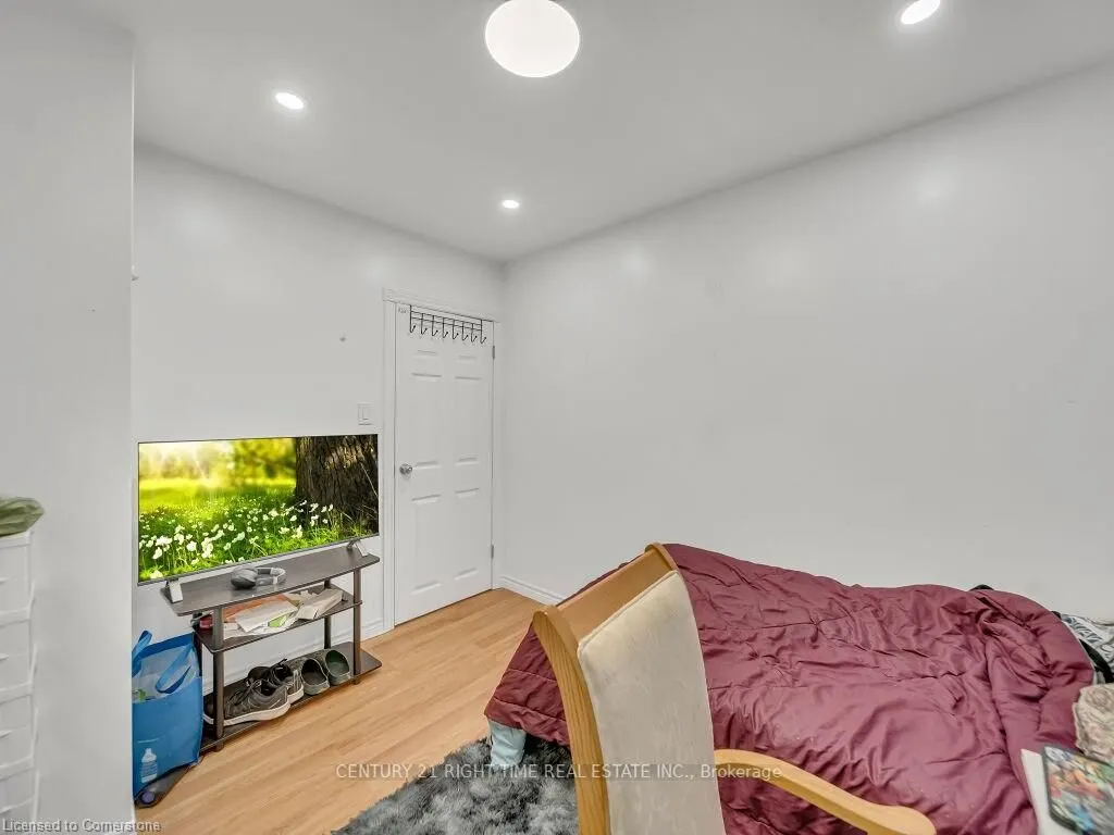 184 Cedarvale Crescent