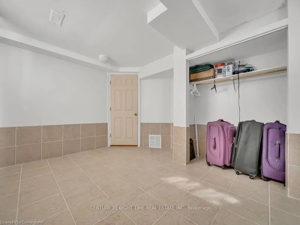 184 Cedarvale Crescent