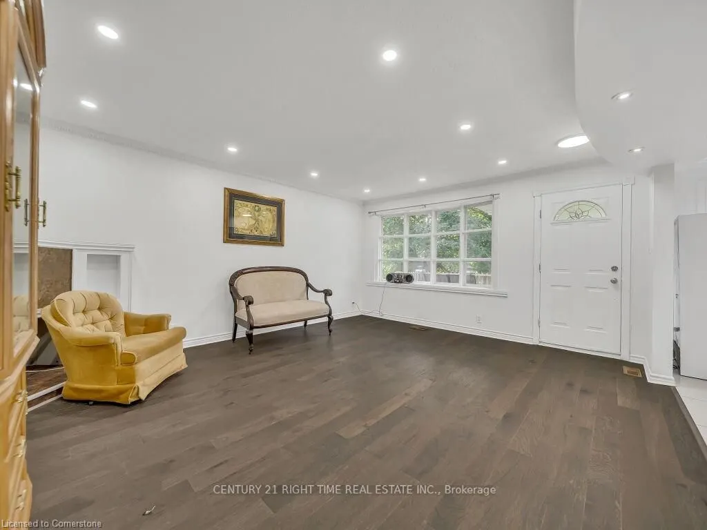 184 Cedarvale Crescent