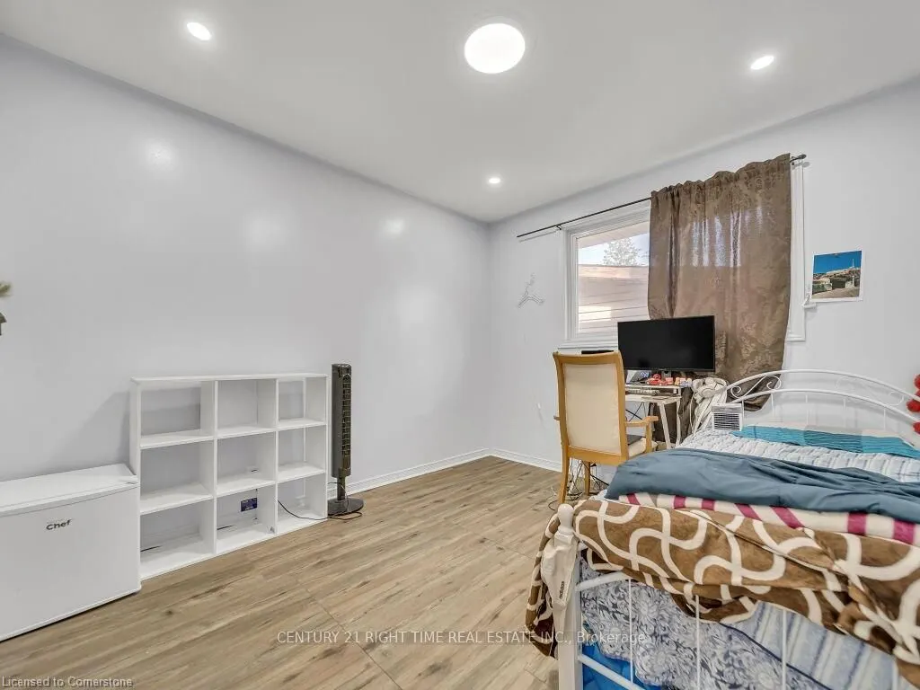 184 Cedarvale Crescent