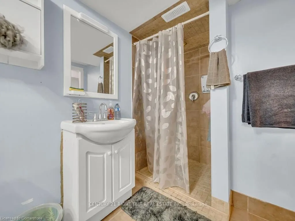 184 Cedarvale Crescent